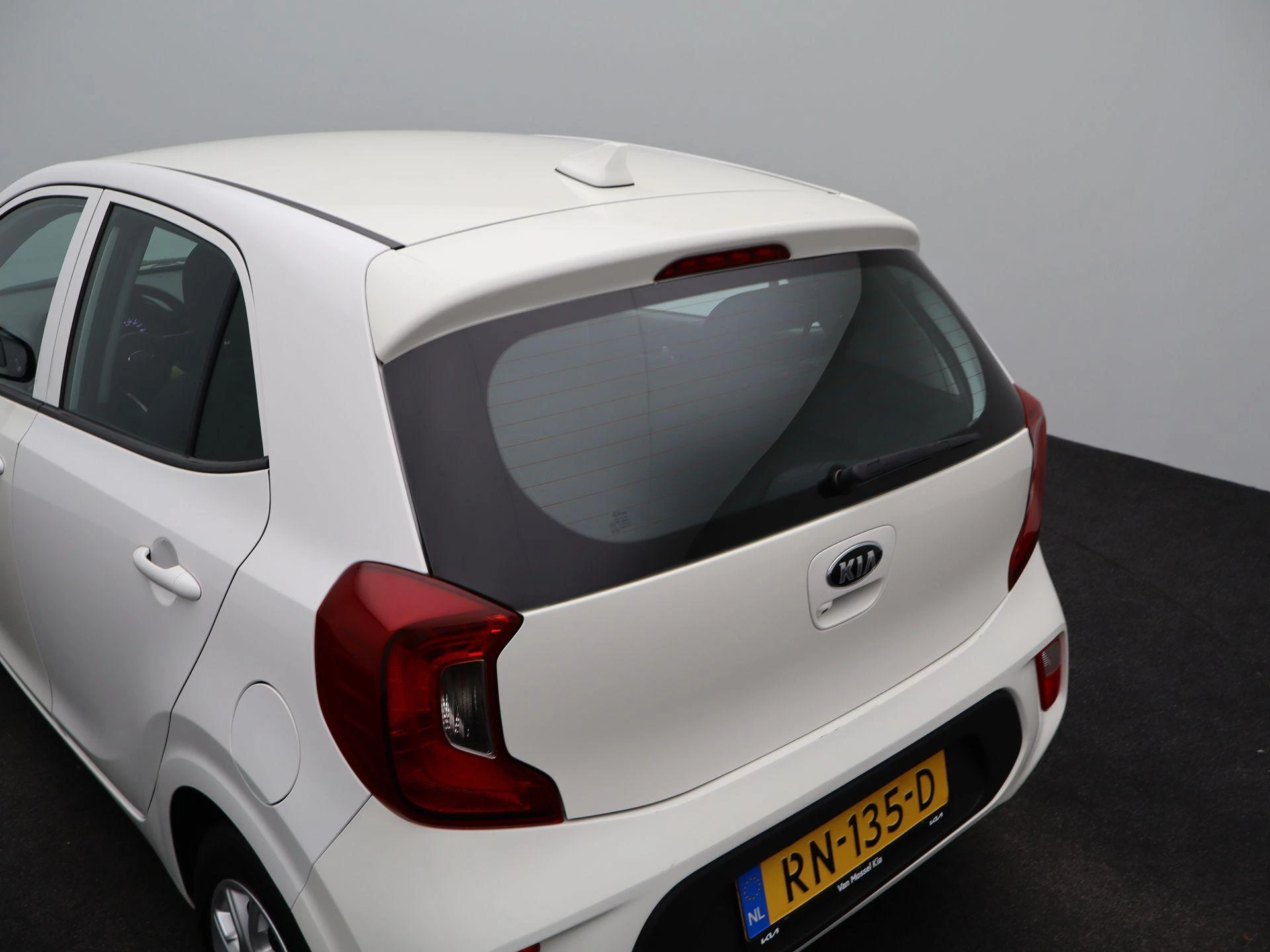 Kia-Picanto-image-40