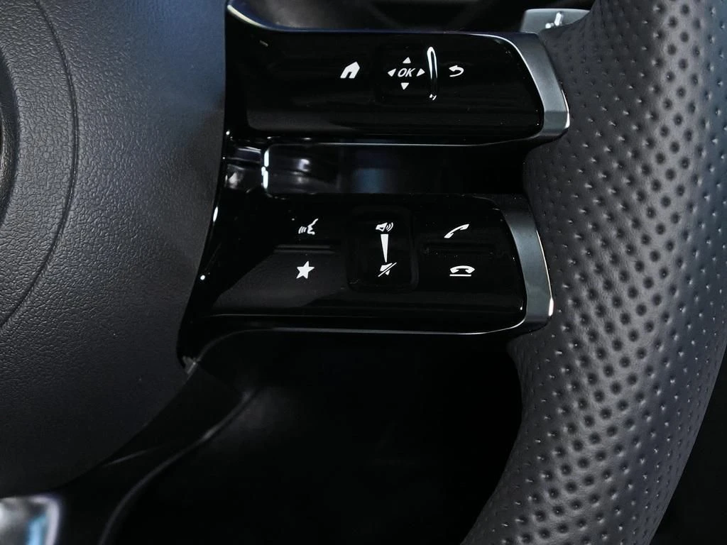 Mercedes-Benz-C-Klasse 180-image-8
