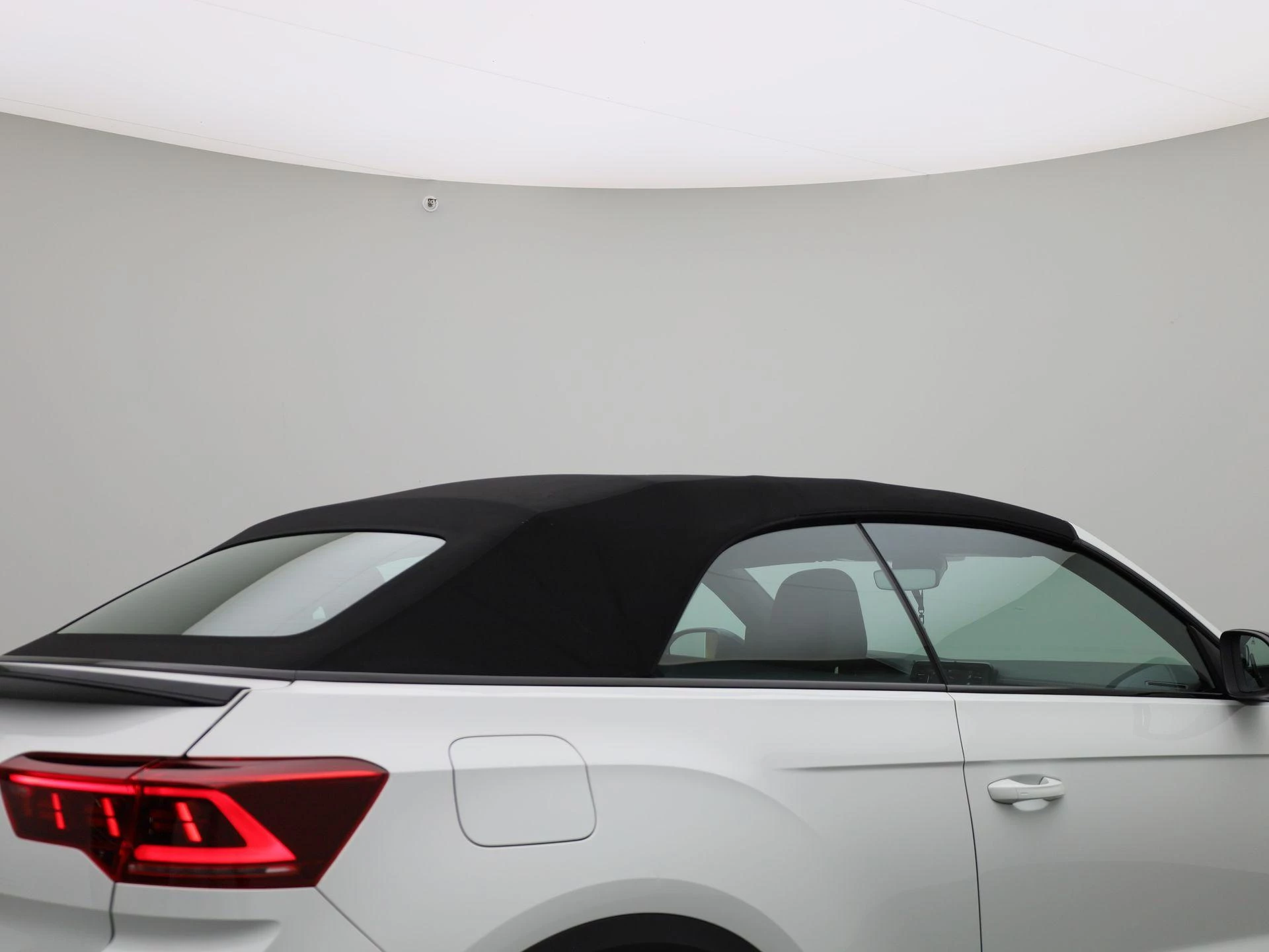 Volkswagen T-Roc Cabrio 1.5 TSI R-Line 150 PK|