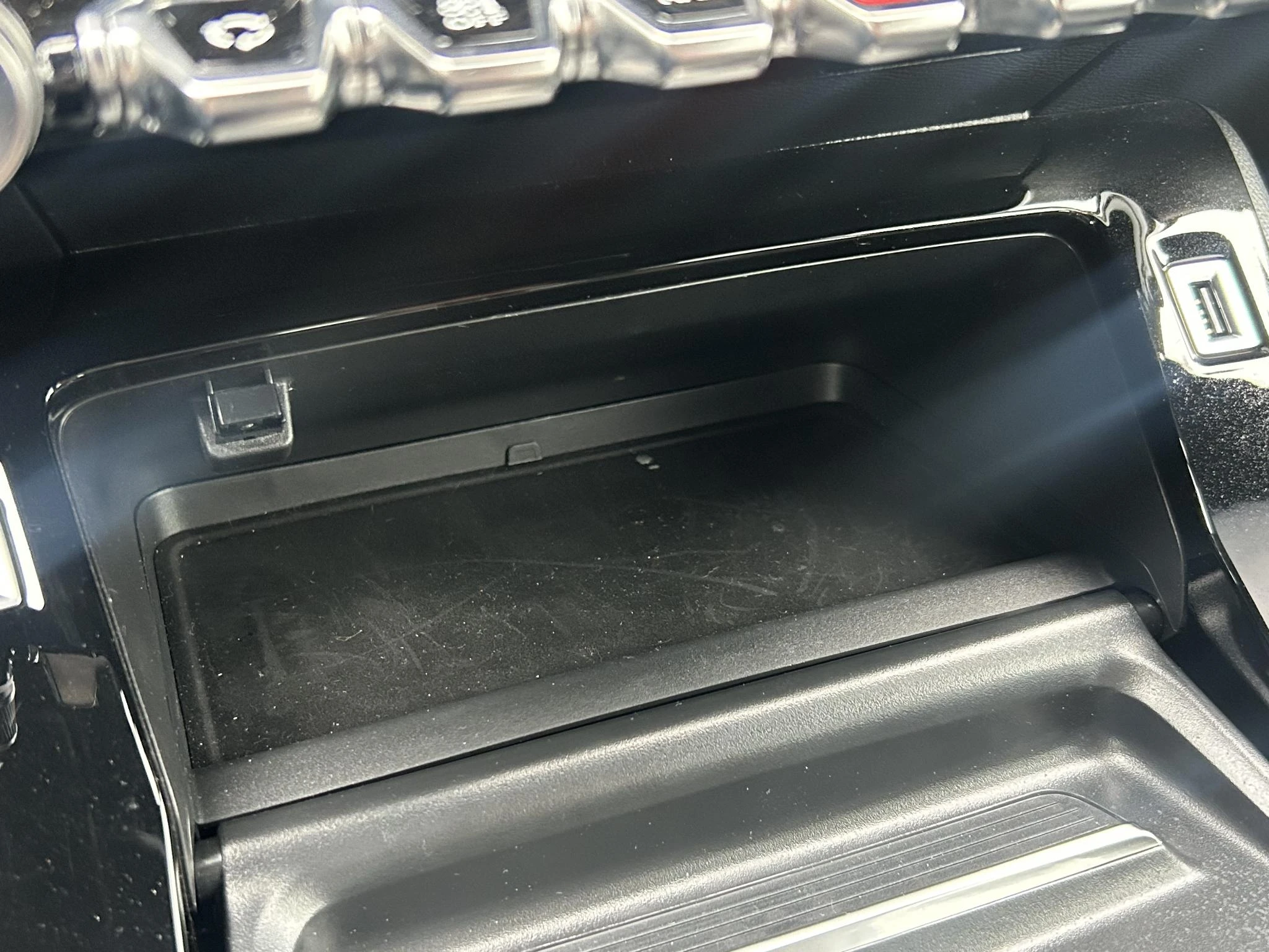 Peugeot-208-image-16