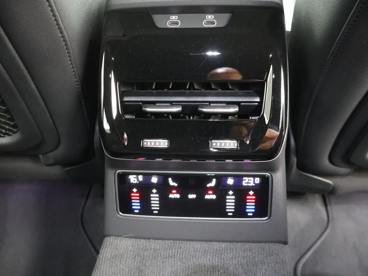 Audi A6 Avant 2.0TFSI Advanced 204PK *AUTOMAAT*LEDER*SPORTZETELS*CAMERA*CRUISE*MEMORY SEATS*PDC*NAVI*APP-CONNECT*...*