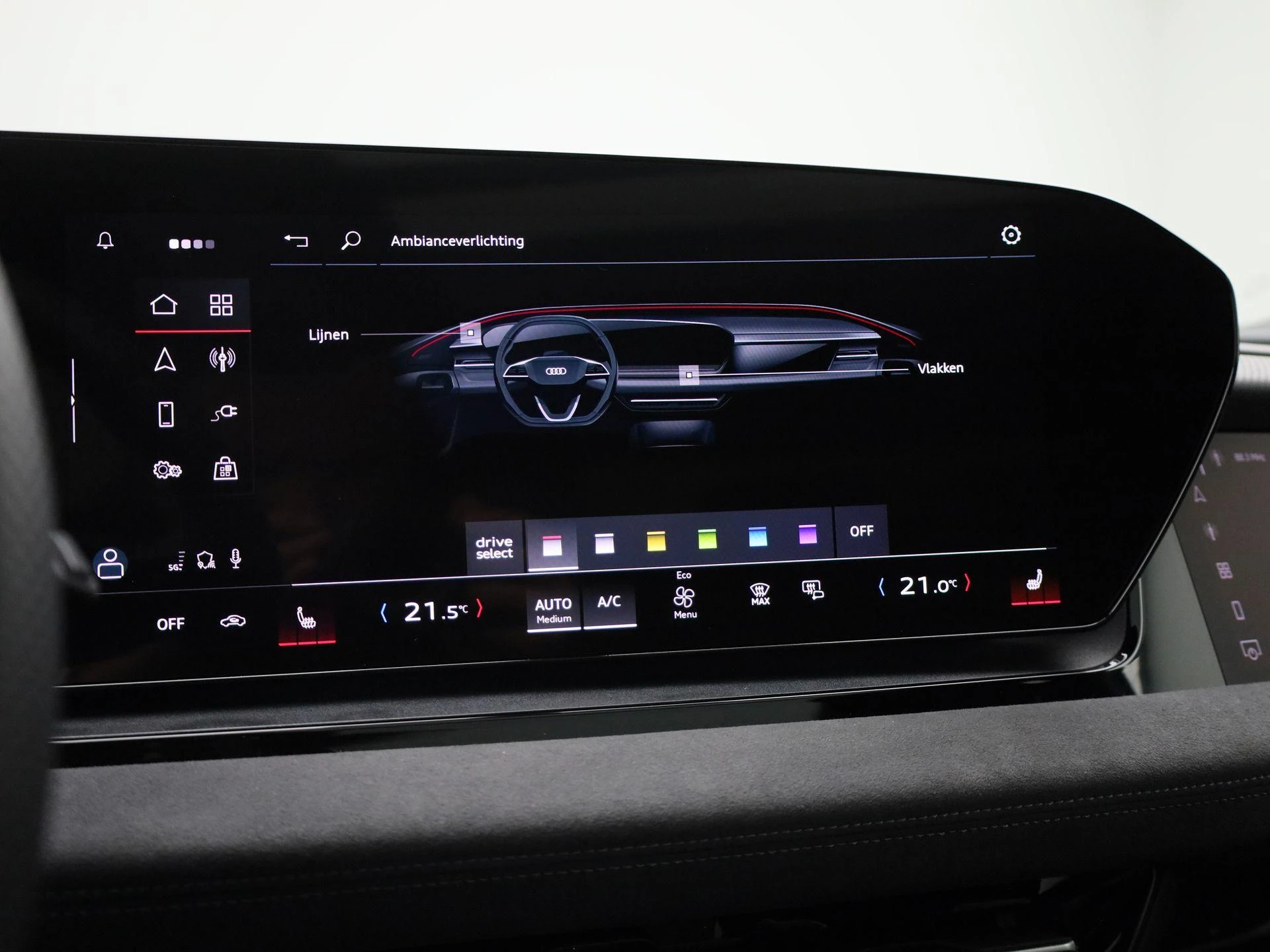 Audi-Q6 e-tron-image-39