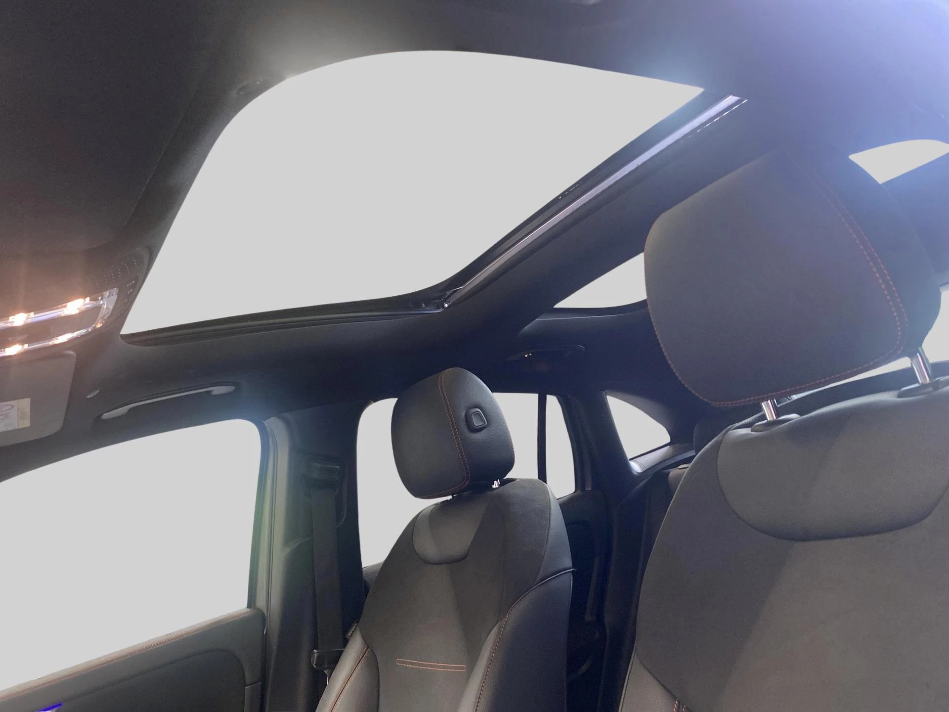 Mercedes-Benz-EQA-image-21