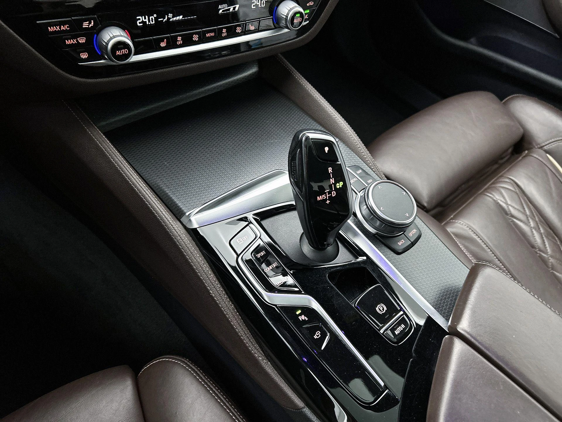 BMW-5 Serie-image-28