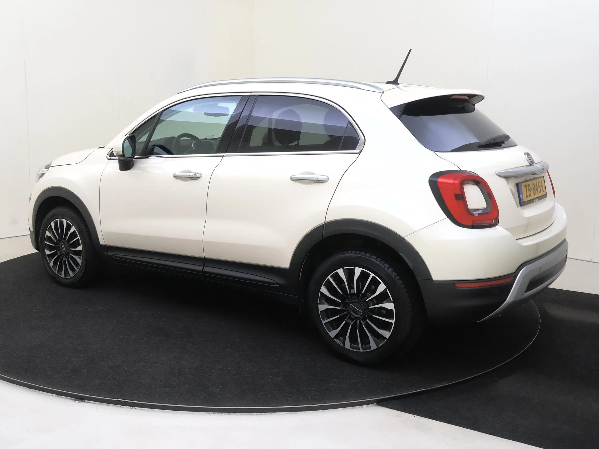 Fiat-500X-image-2