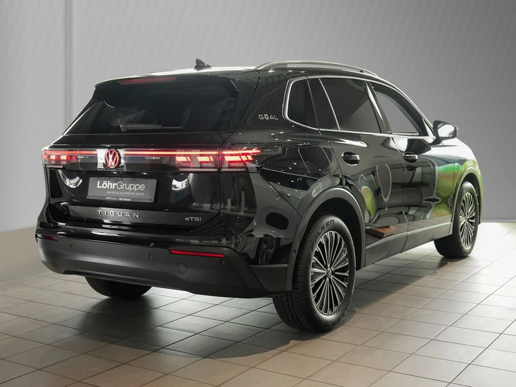 Volkswagen-Tiguan-image-3
