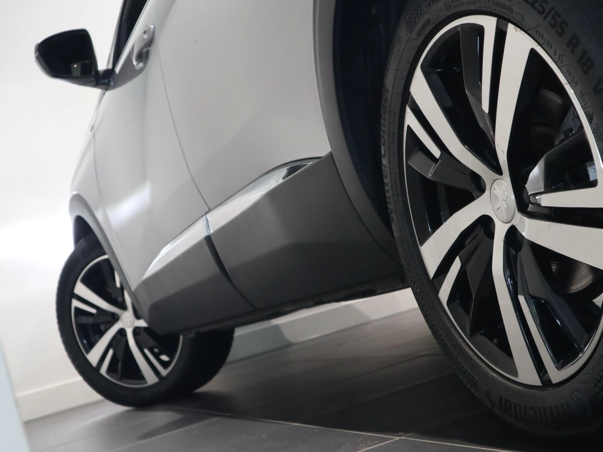 Peugeot-5008-image-25