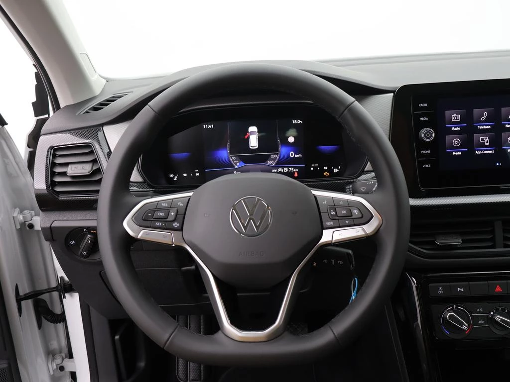 Volkswagen-T-Cross-image-15