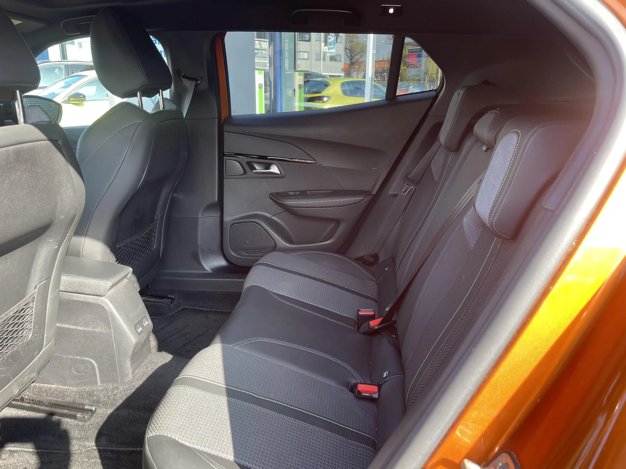 Peugeot-2008-image-13