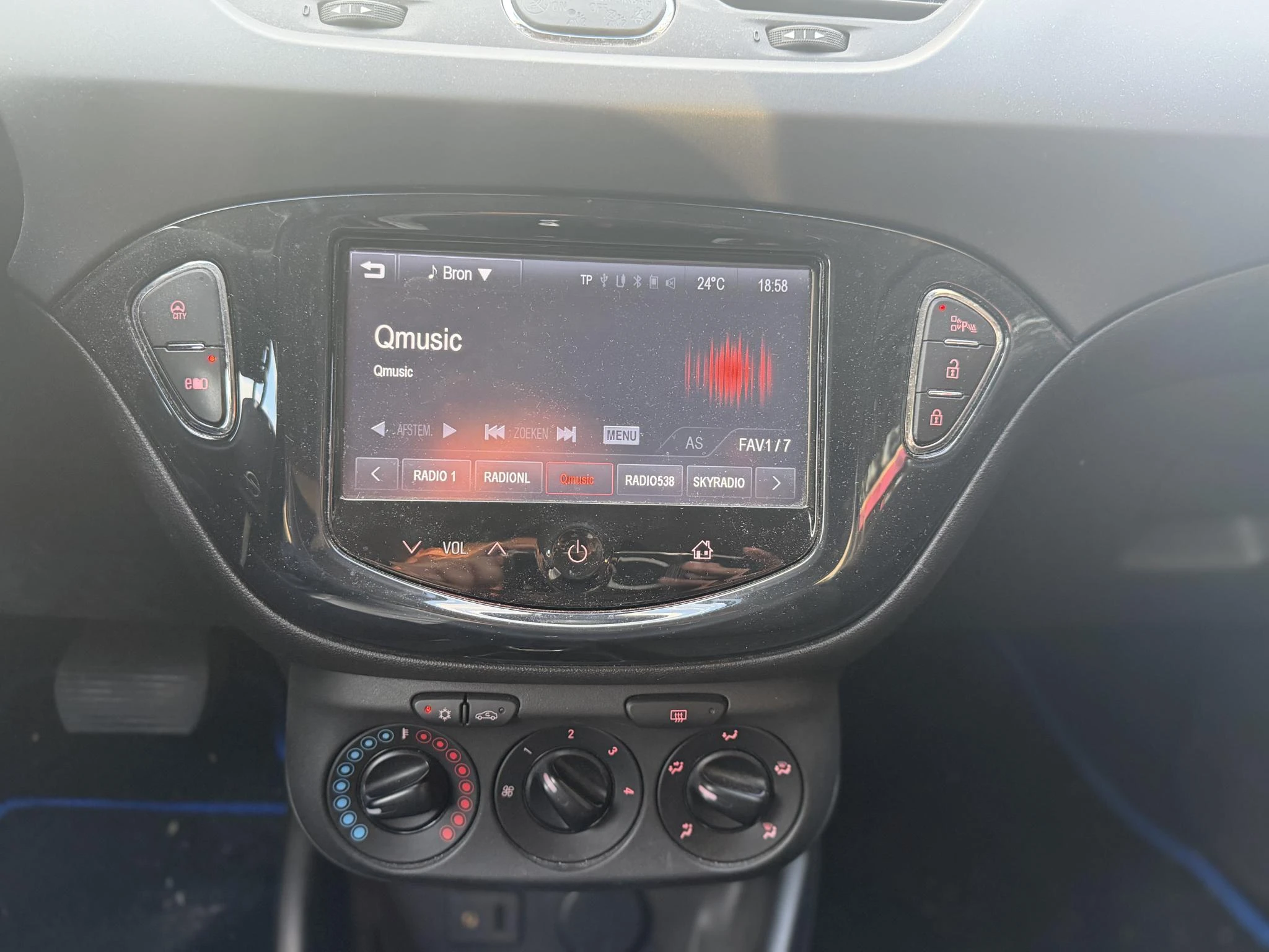 Opel-Corsa-image-4