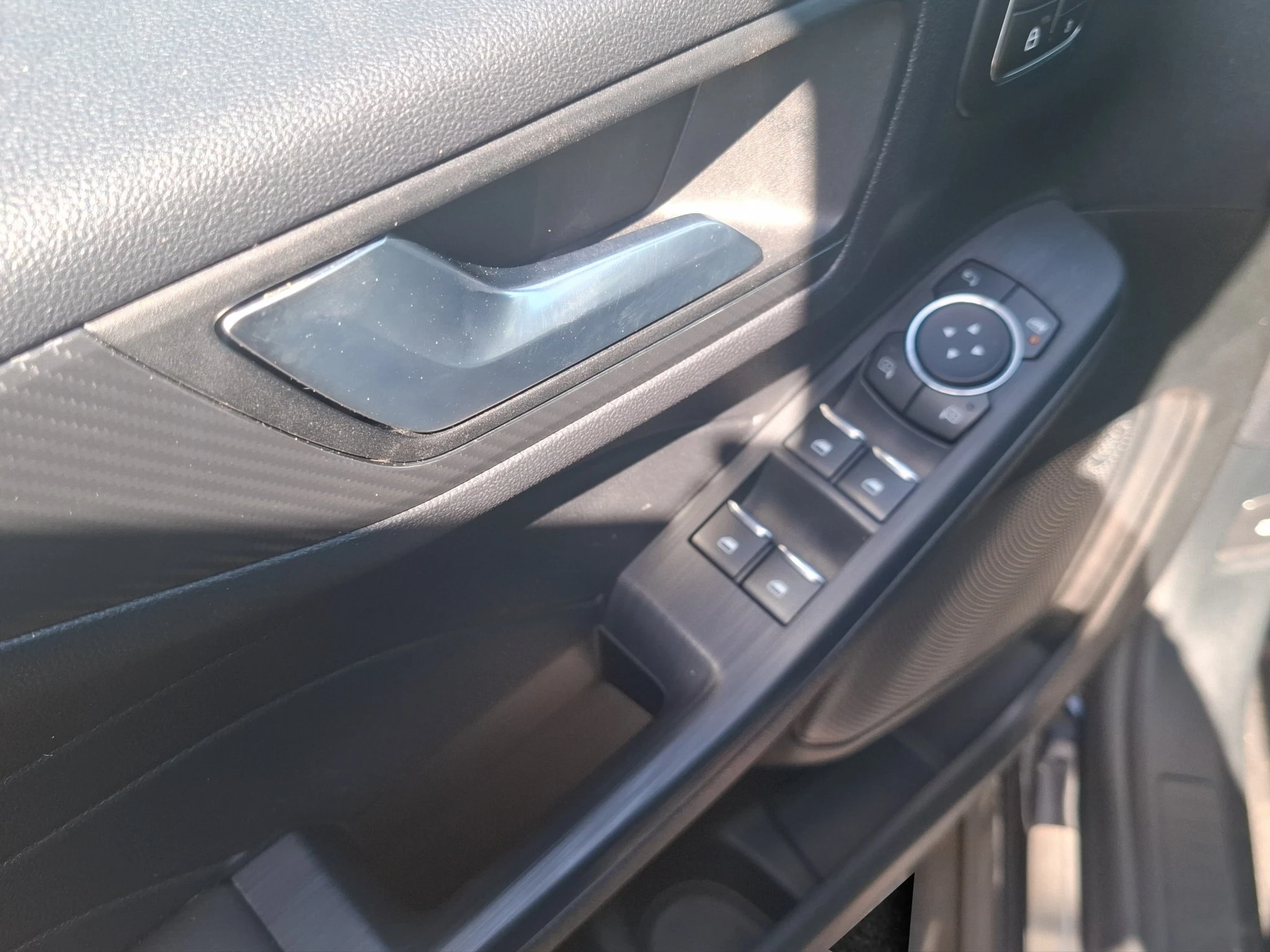 Ford-Kuga-image-16