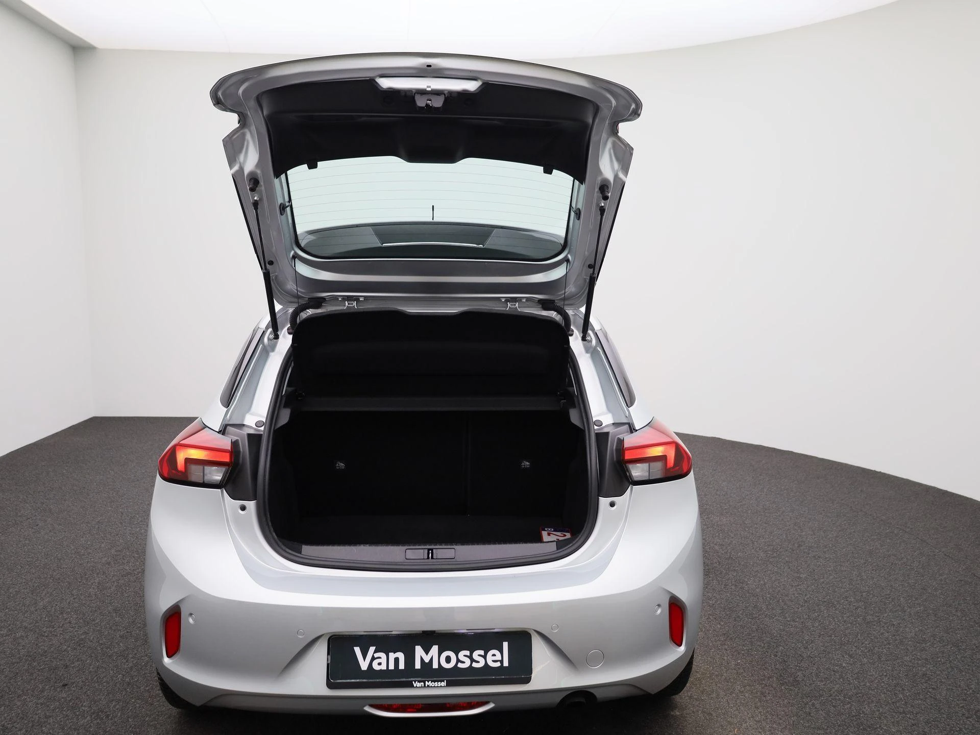 Opel-Corsa-image-10