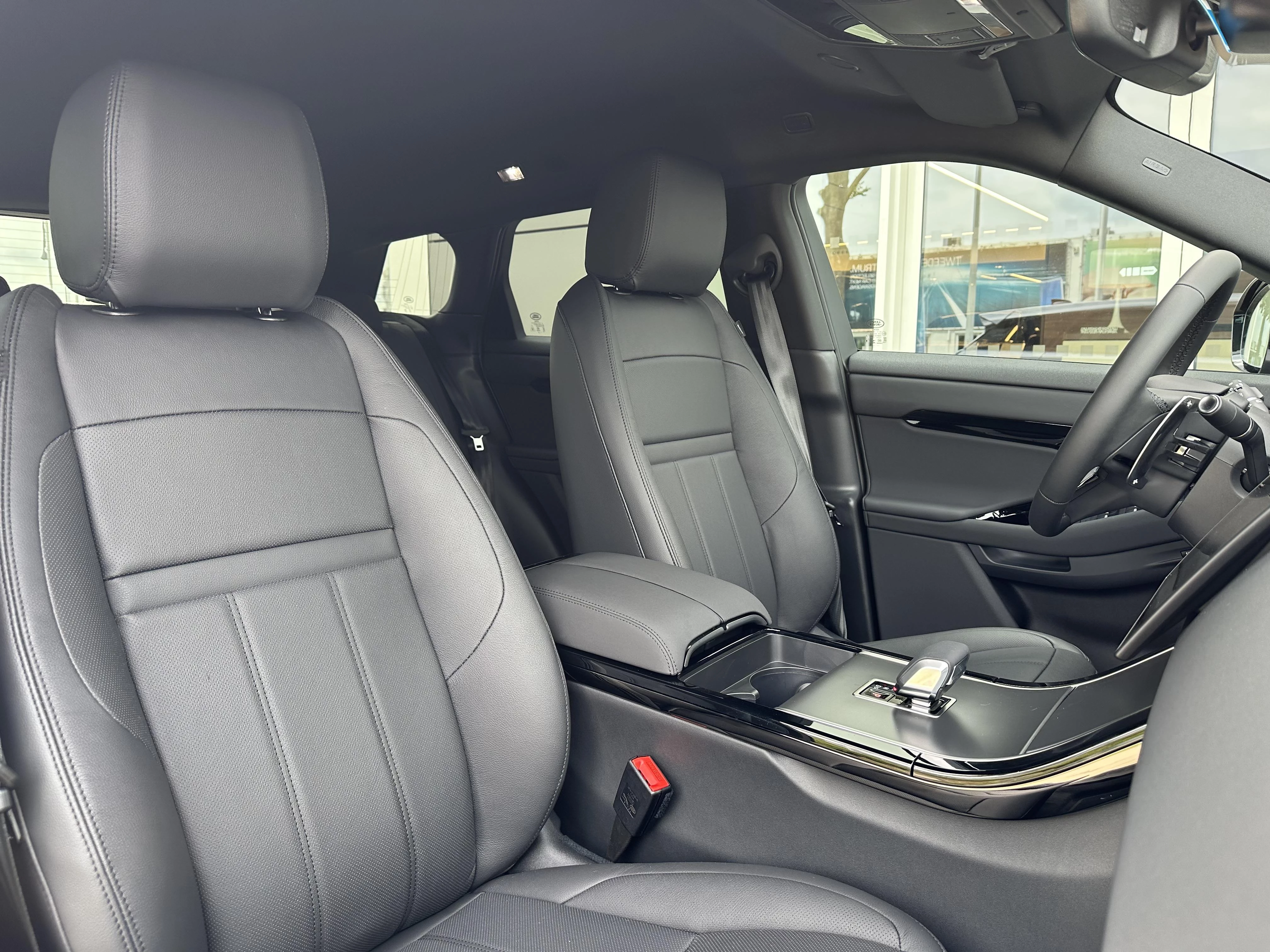 Land Rover Range Rover Evoque P270e S AWD Auto. 26MY