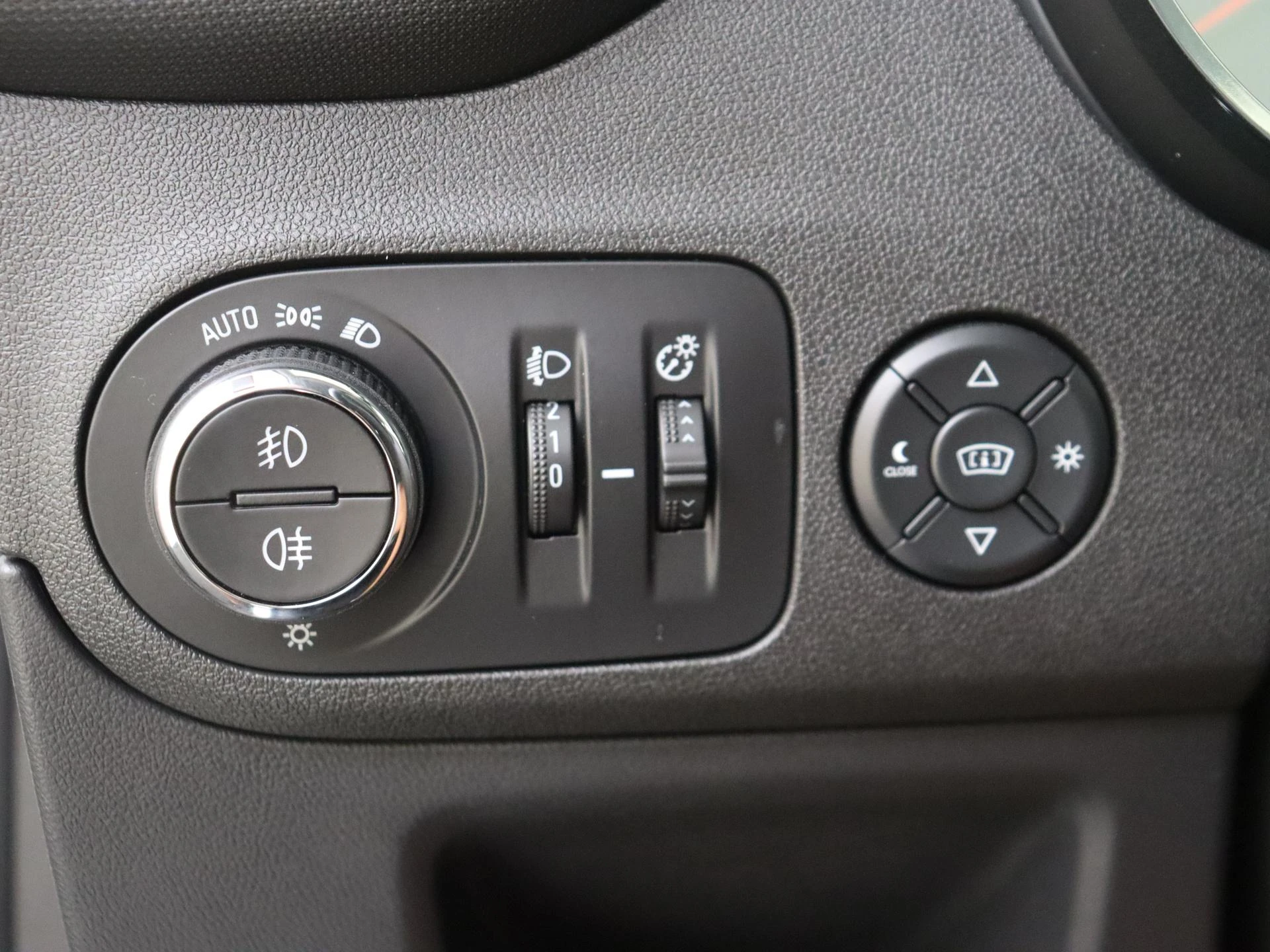 Opel-Crossland X-image-27
