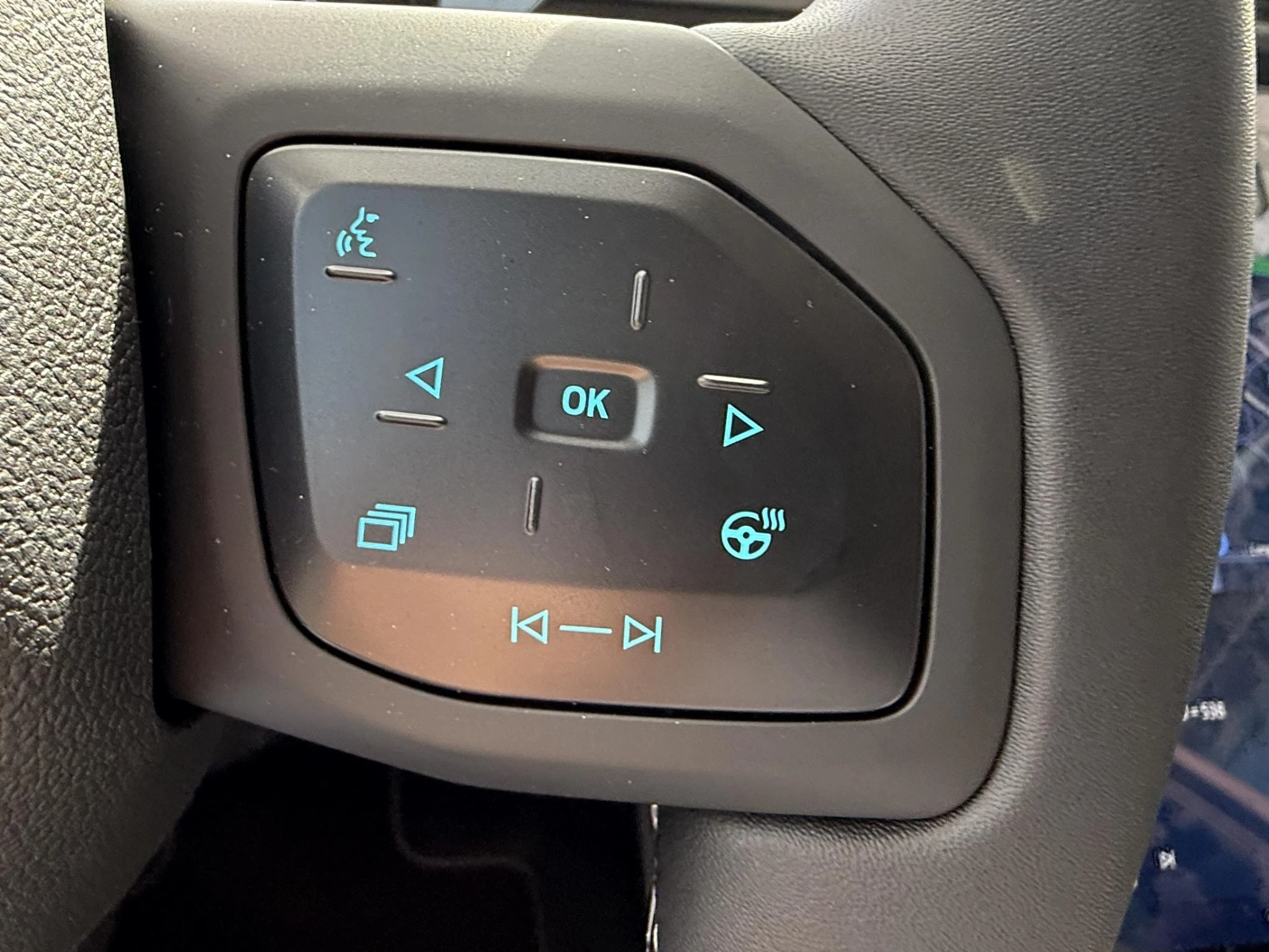 Ford-Explorer-image-17