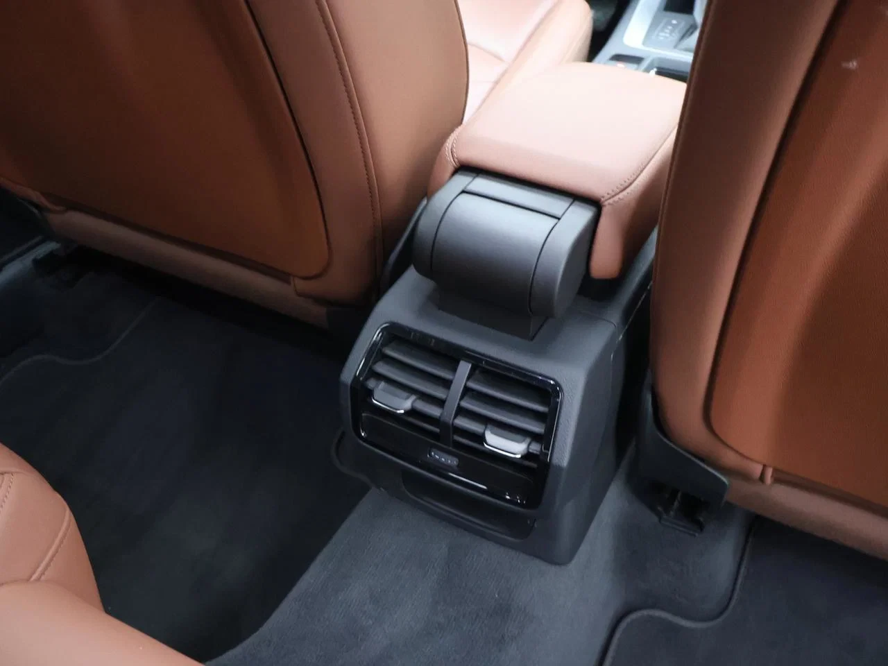 Audi-Q3-image-23