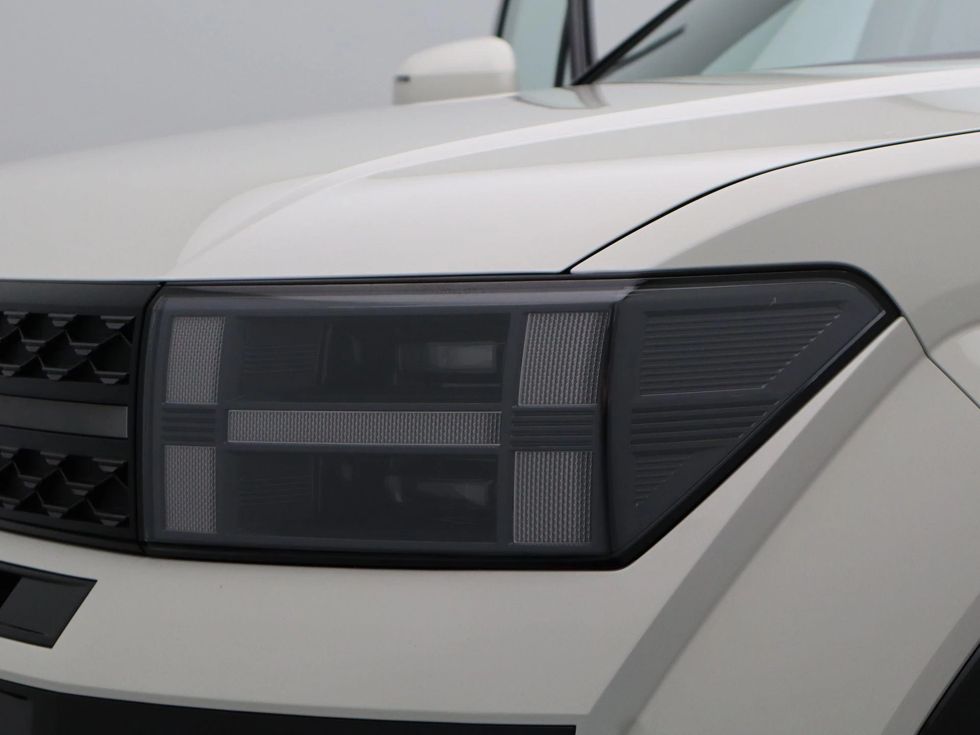 Hyundai-Santa Fe-image-13