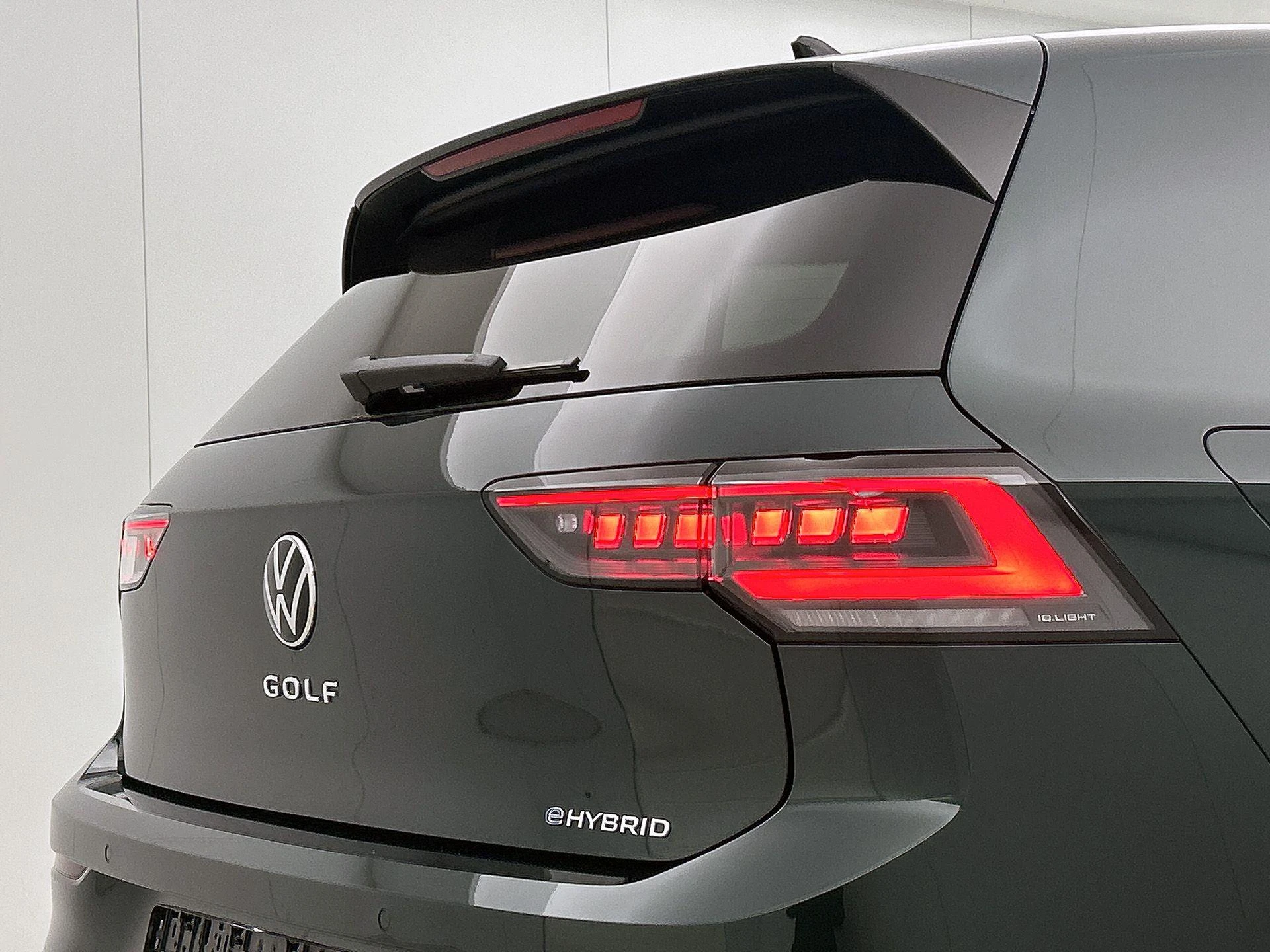Volkswagen-Golf-image-29
