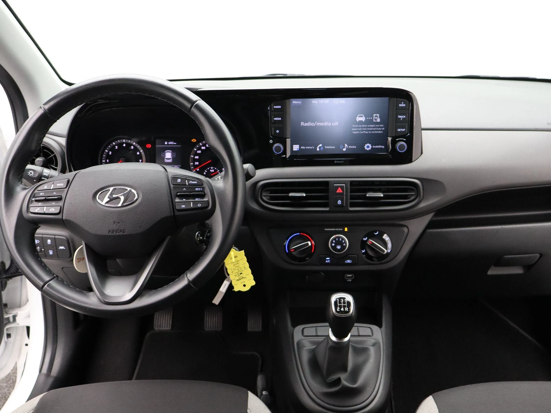 Hyundai-i10-image-7