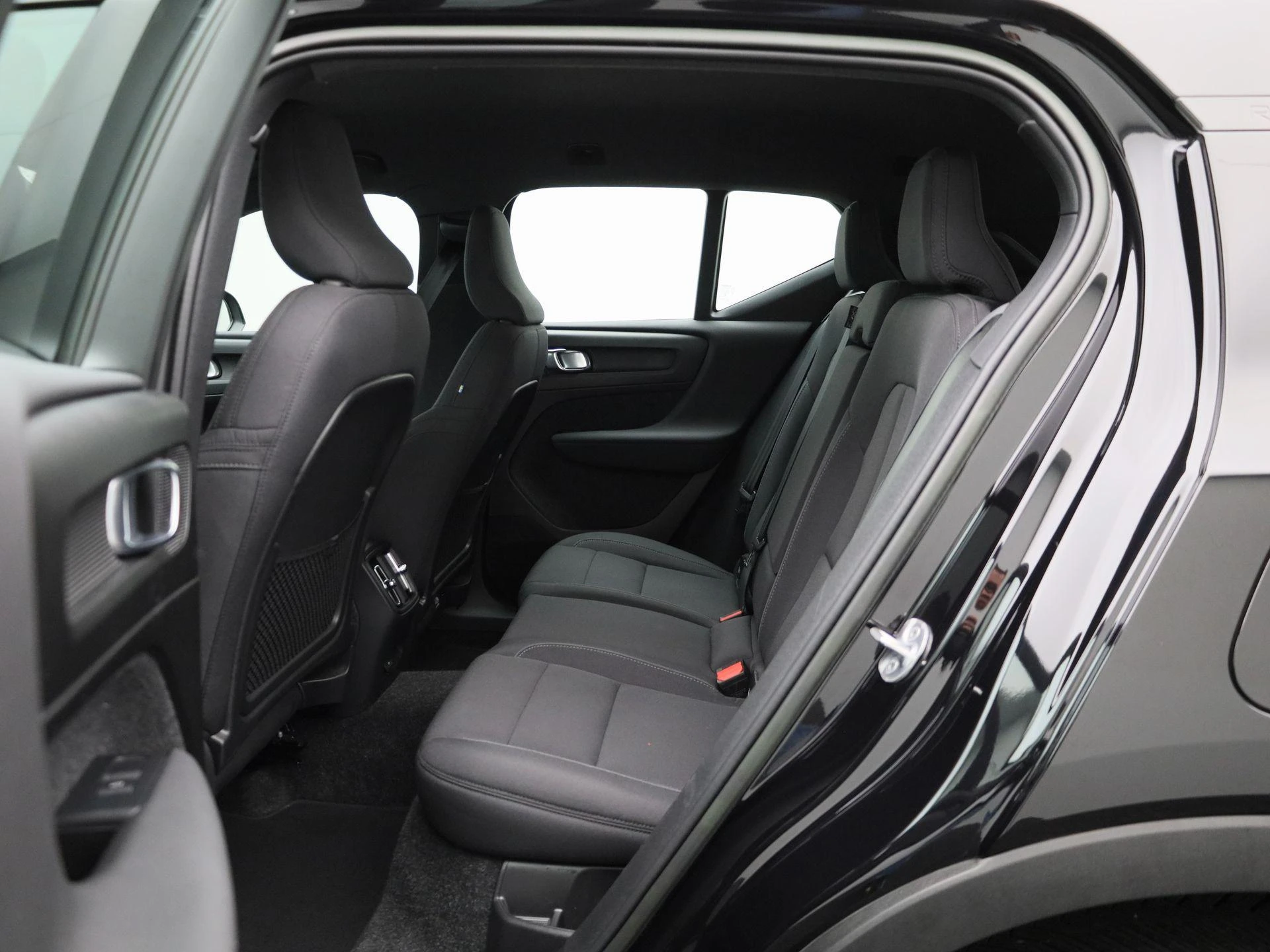 Volvo-XC40-image-9