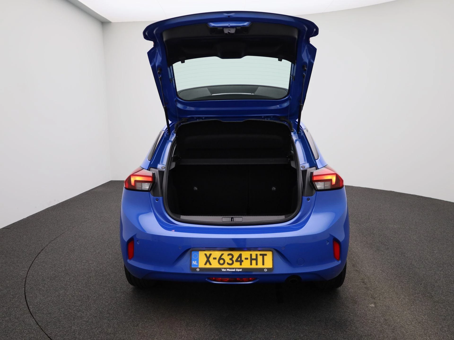 Opel-Corsa-image-10