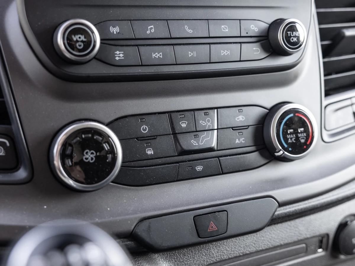 Ford-Transit-image-12