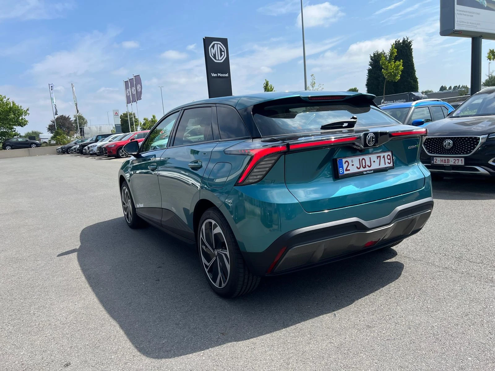 MG MG4 64 kWh Premium