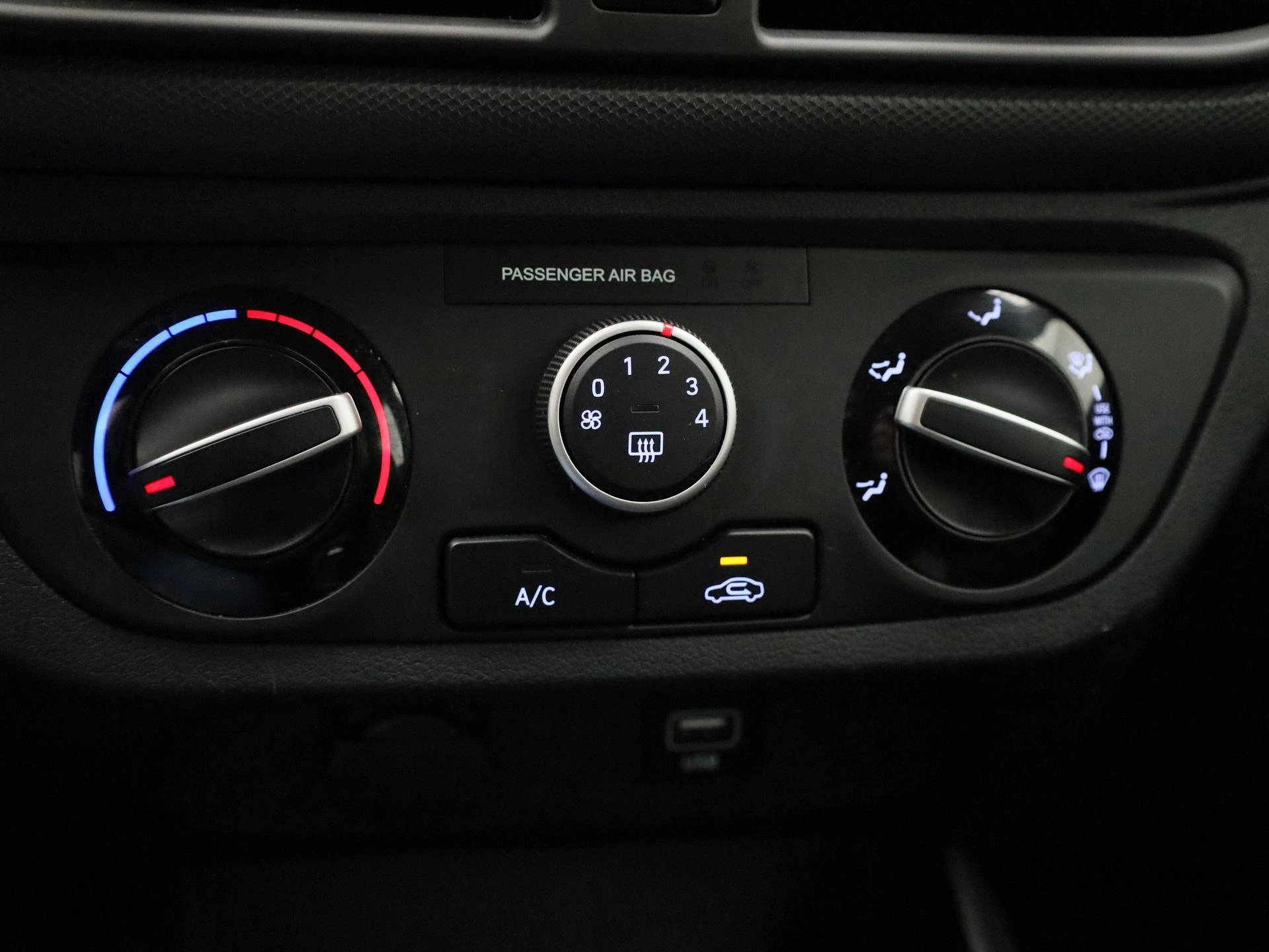 Hyundai-i10-image-17