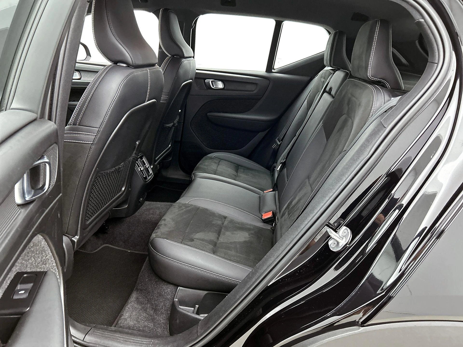 Volvo-XC40-image-15