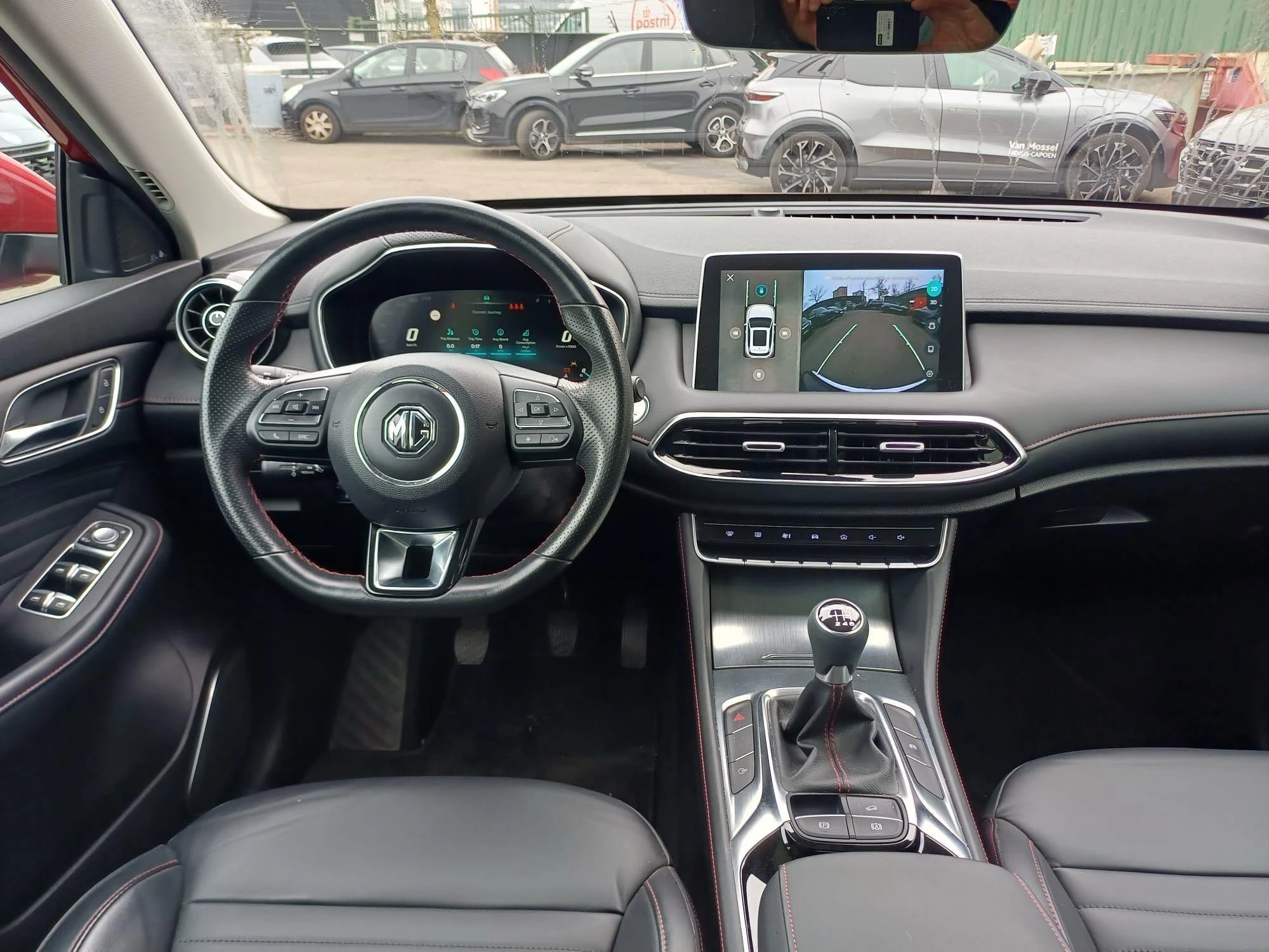 MG HS 1.5T-GDi MT Luxury