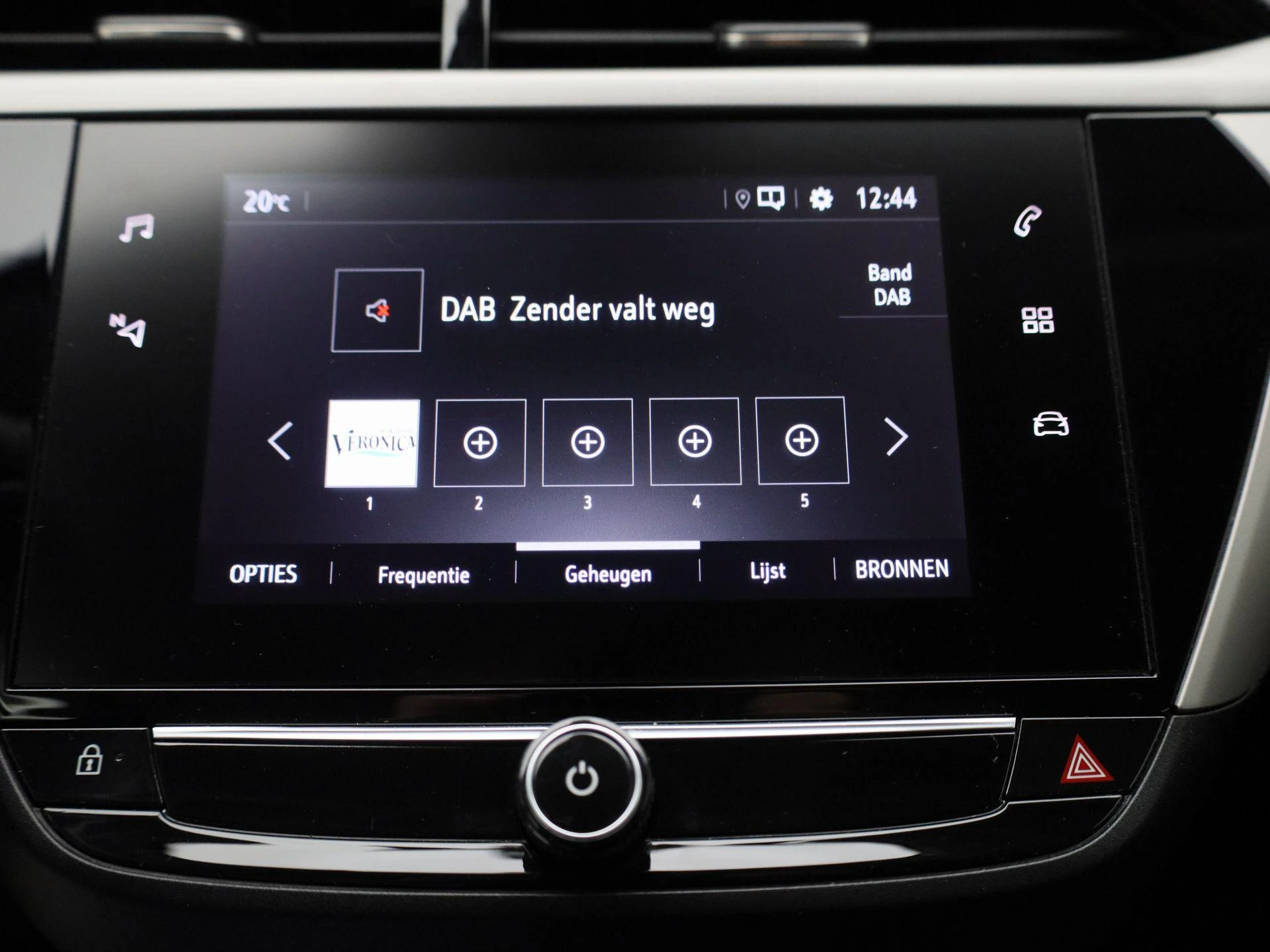 Opel-Corsa-image-13