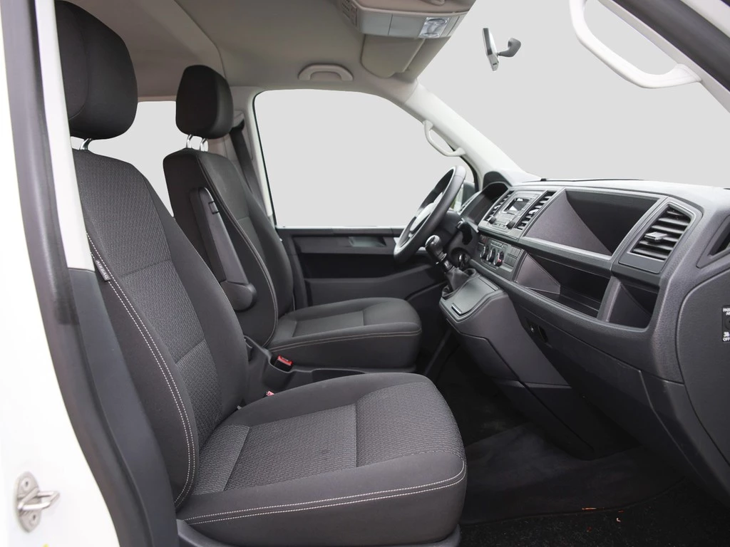 Volkswagen Multivan T6 Trendline 2.0 TDI 4Mo AHK/Klima