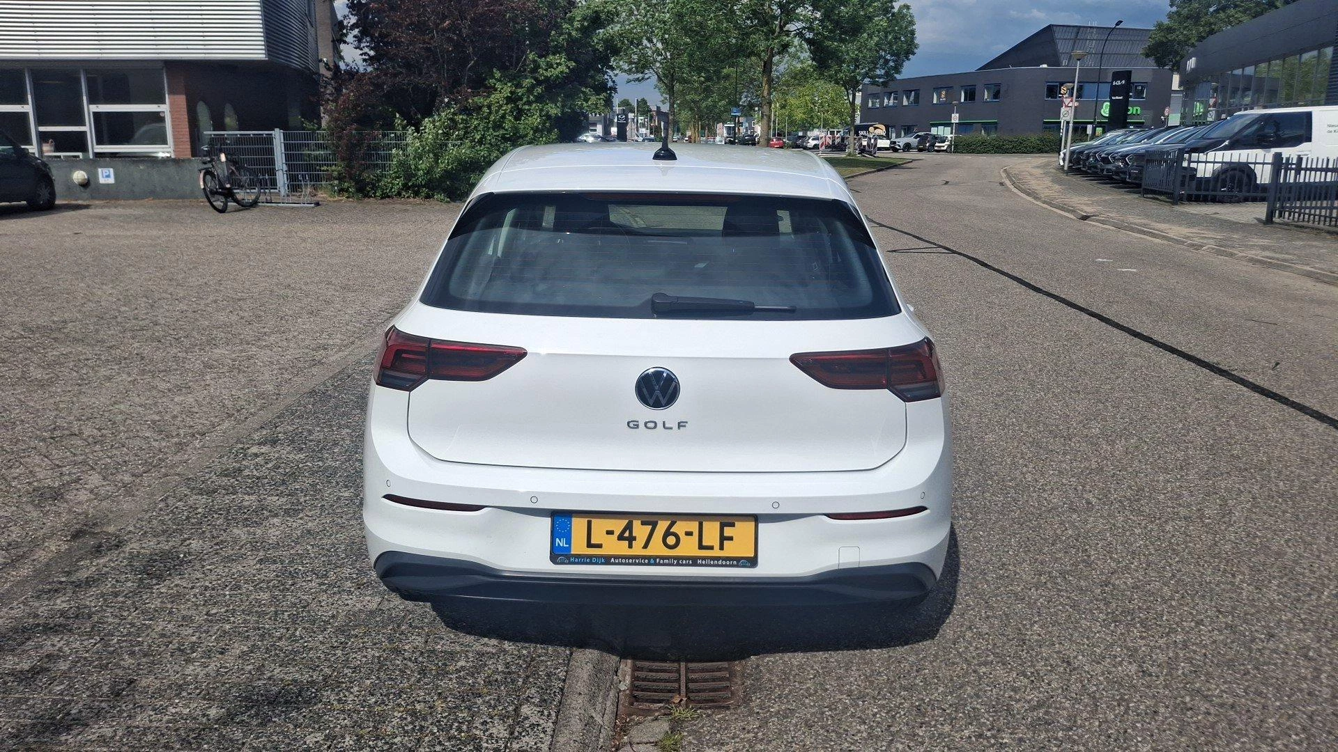 Volkswagen Golf 1.0 TSI Life 110 PK