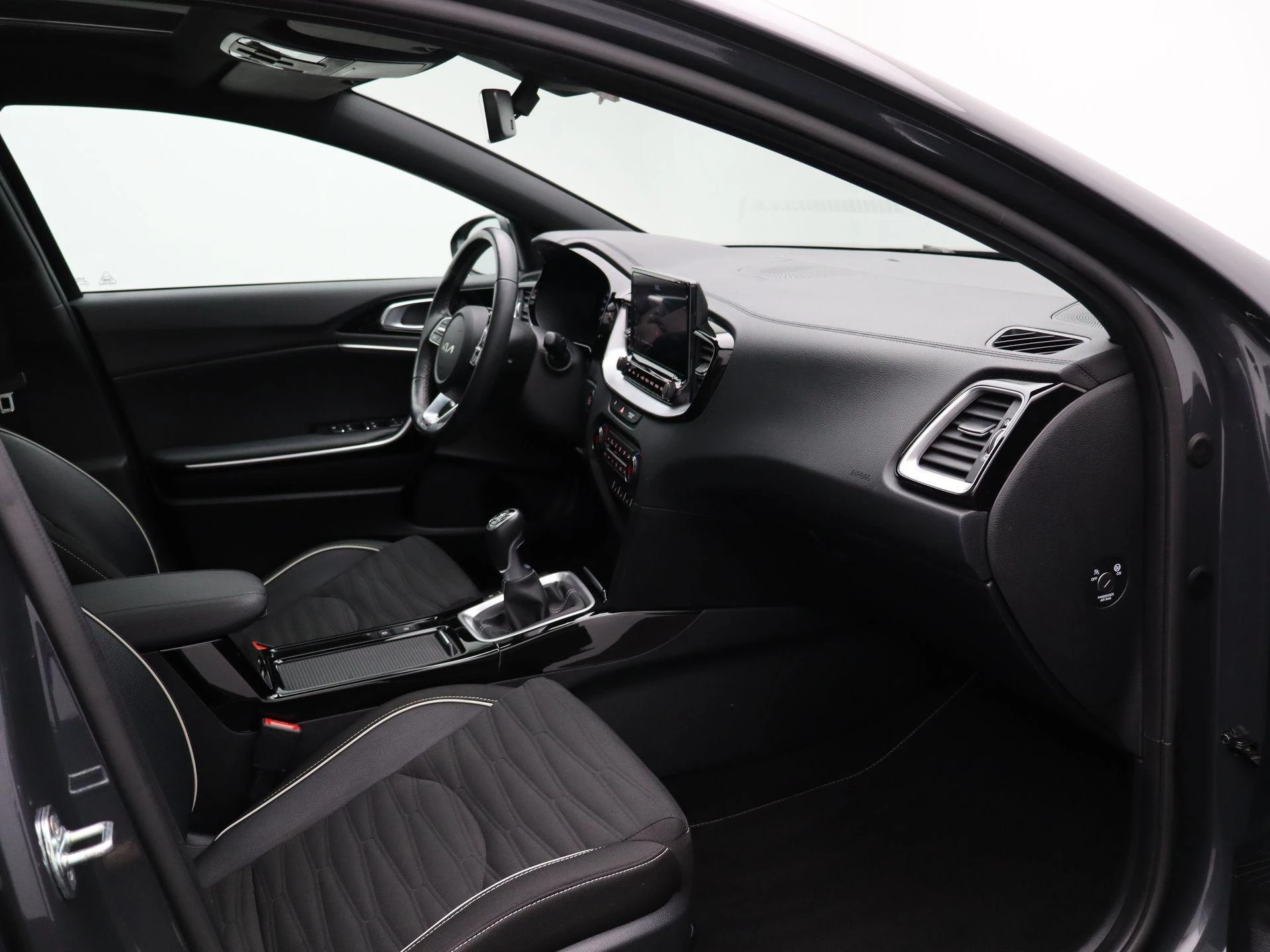 Kia-XCeed-image-32