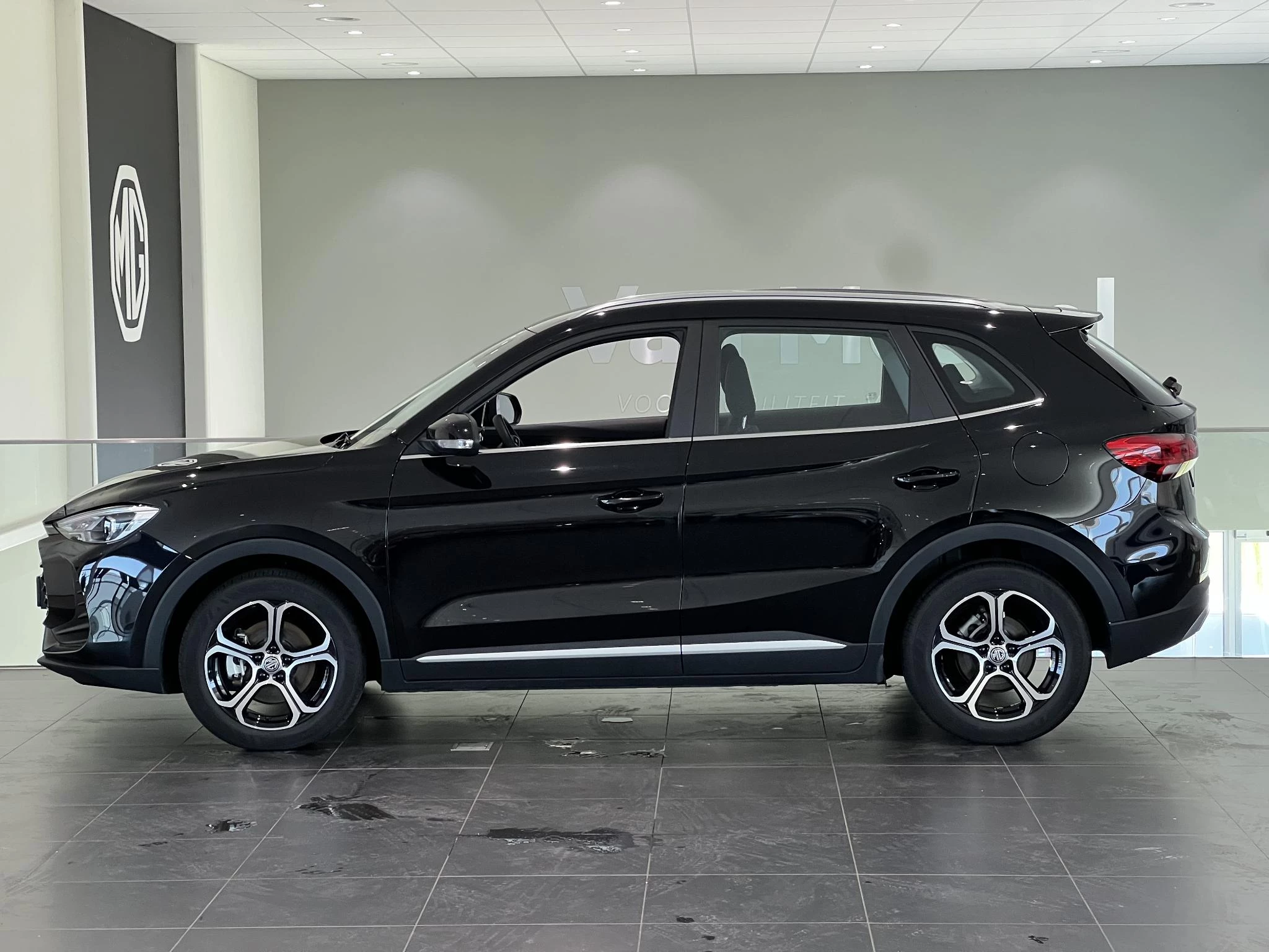 MG-ZS-image-4