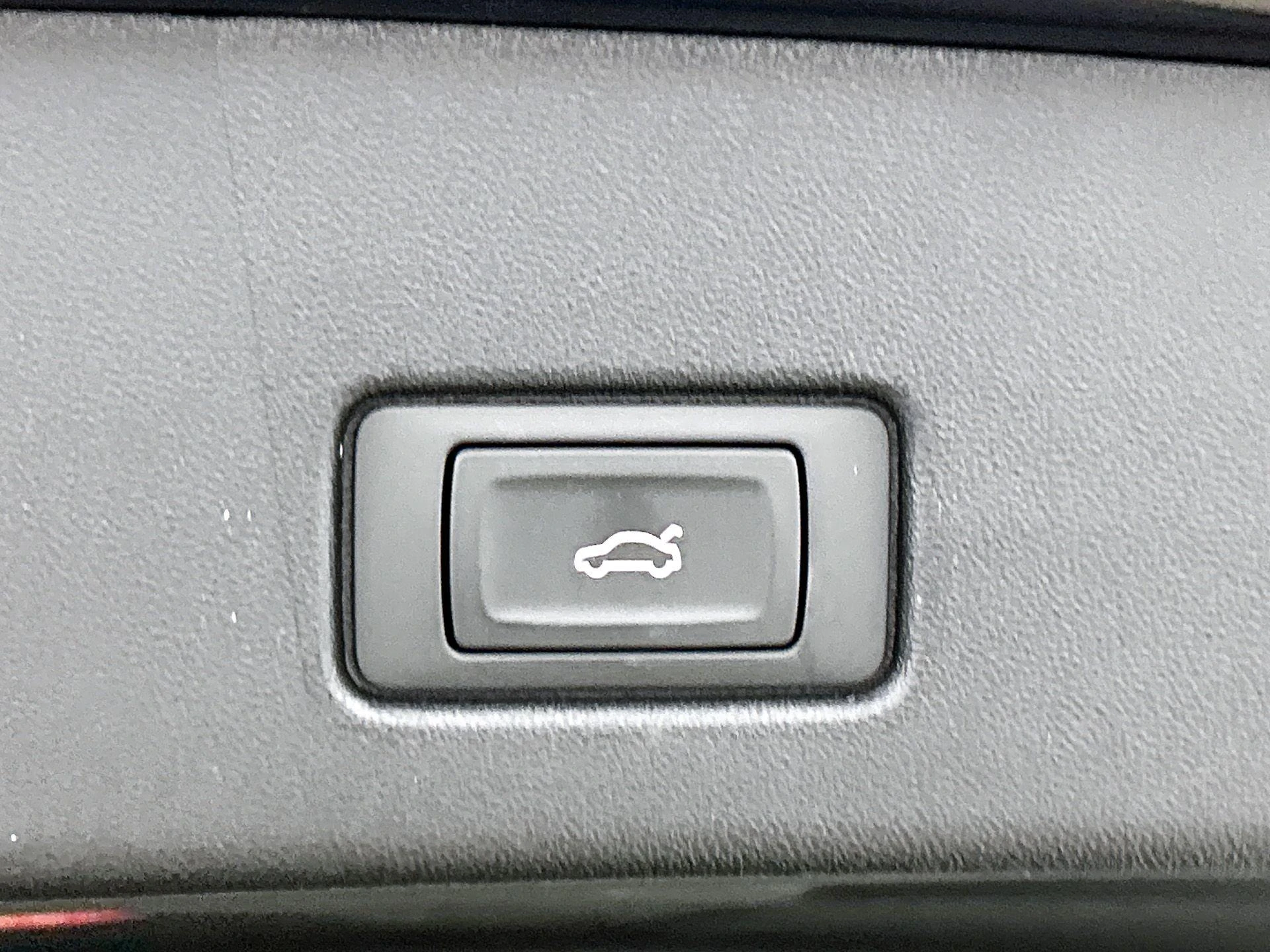 Audi-Q4 e-tron-image-19