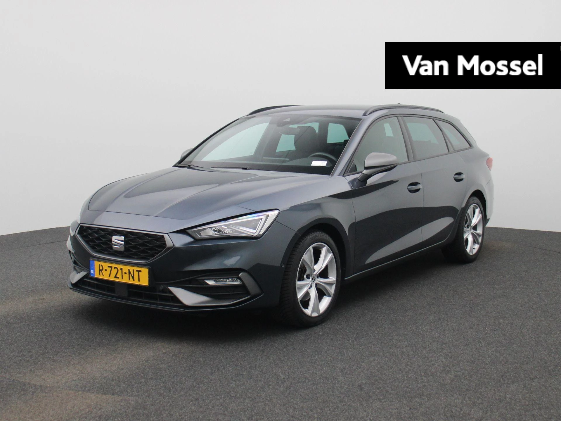 SEAT-Leon-image-0
