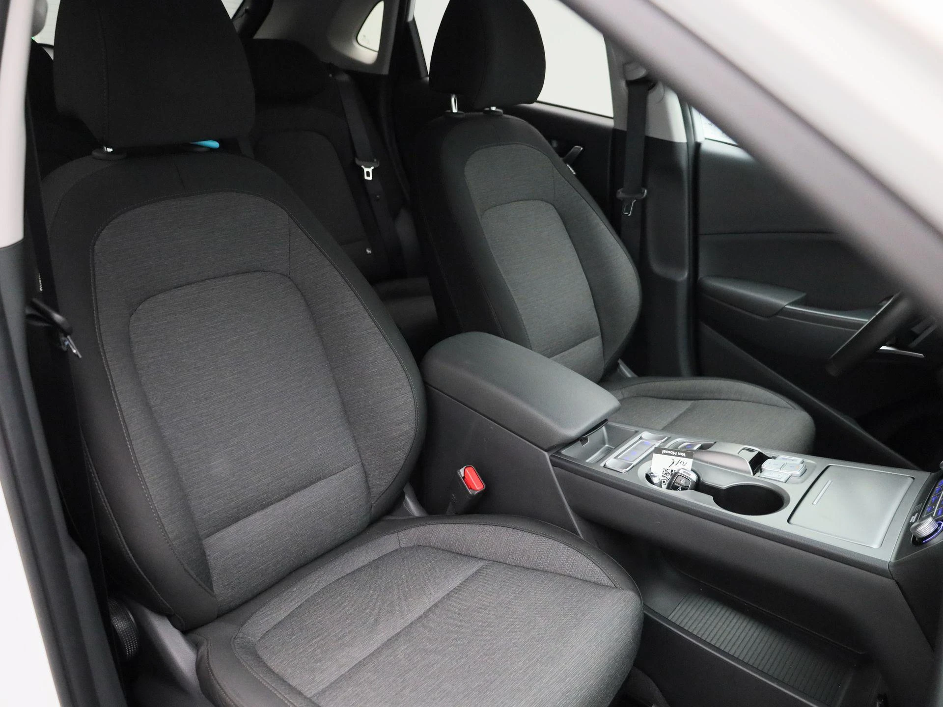 Hyundai-Kona-image-35