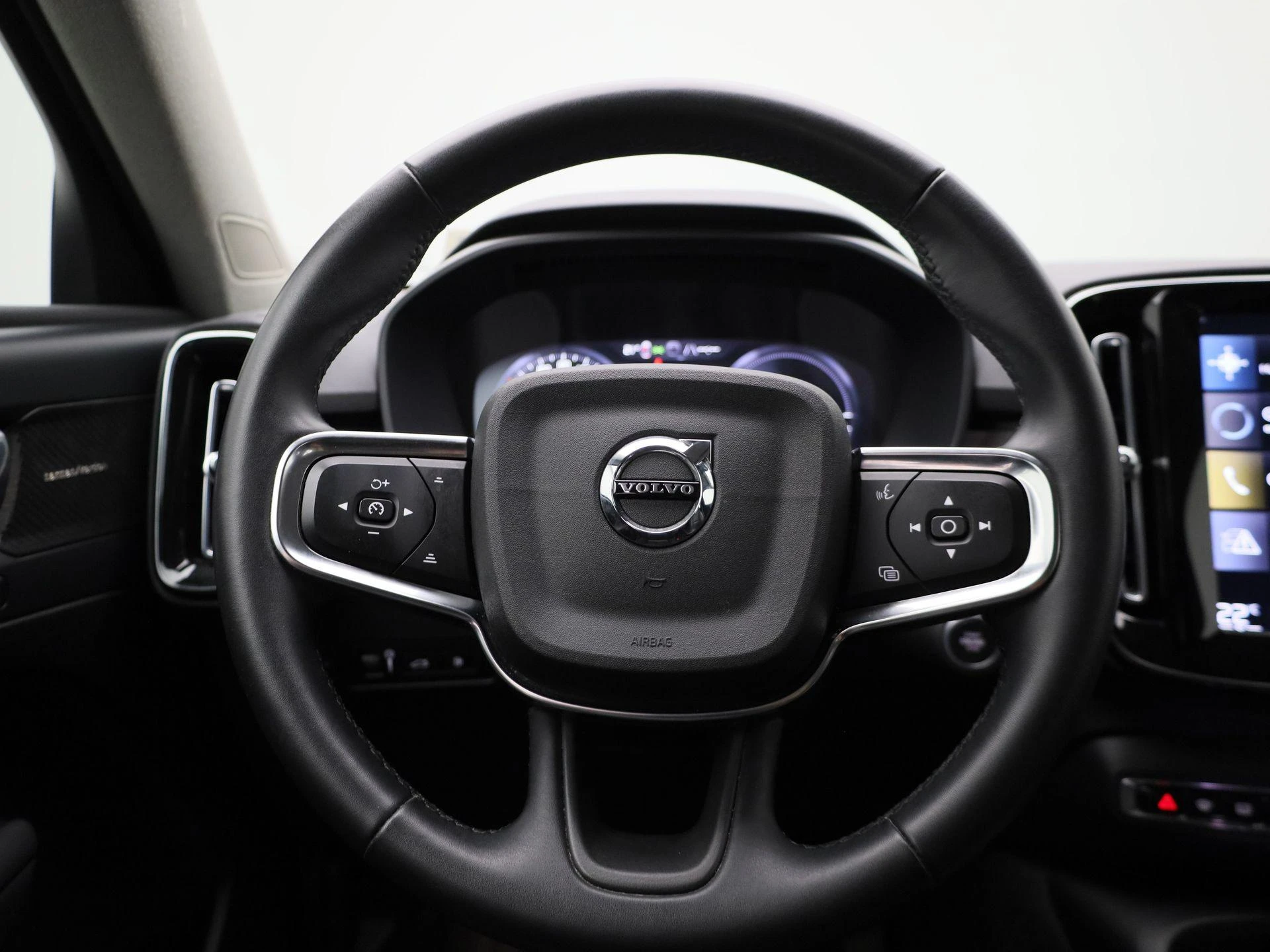 Volvo-XC40-image-6