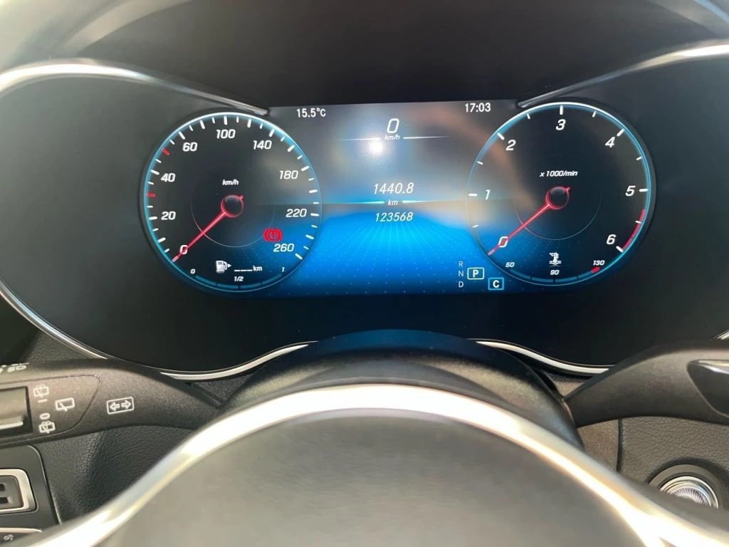 Mercedes-Benz-C-Klasse 200 d-image-6