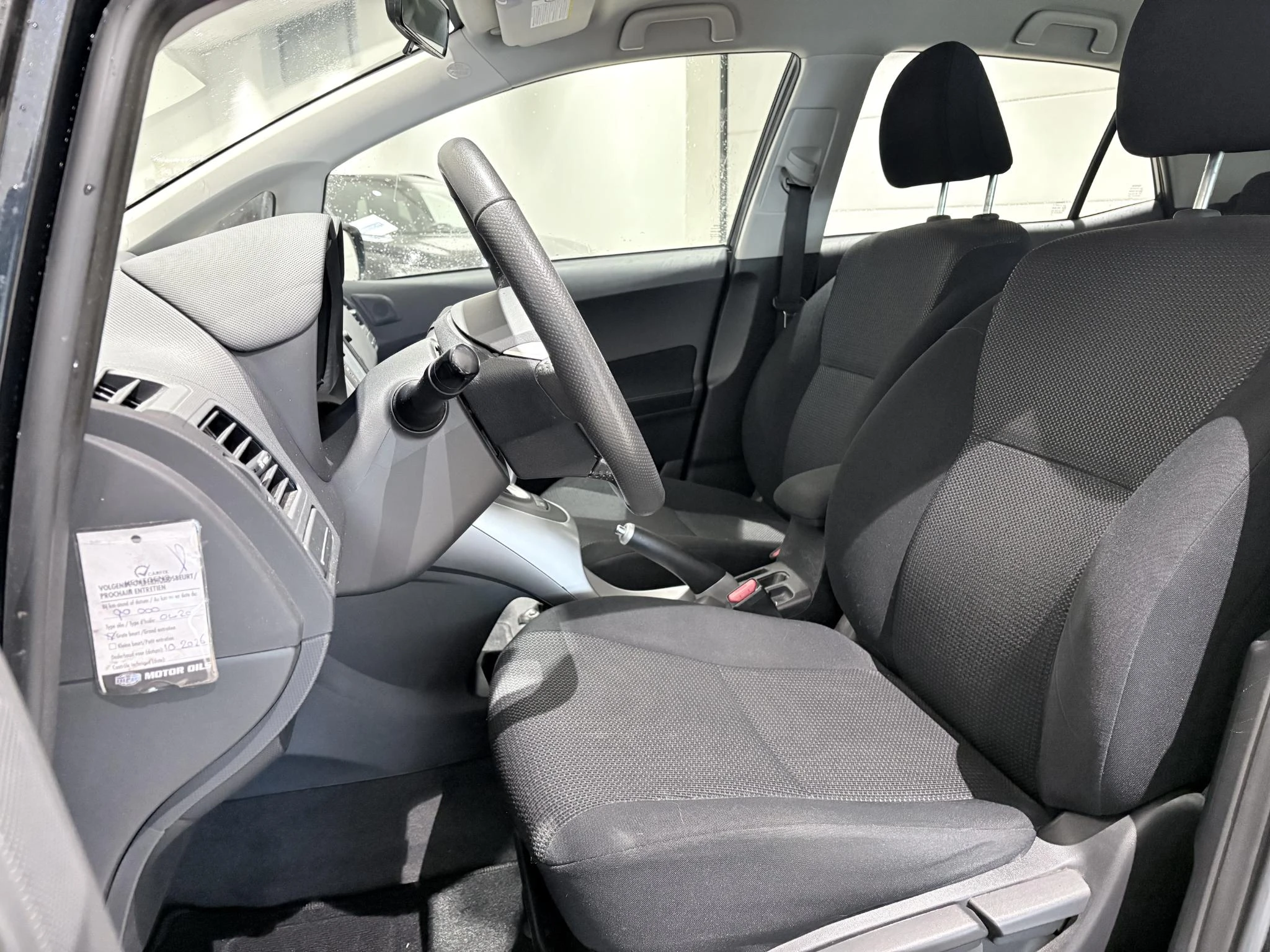 Toyota-Auris-image-9