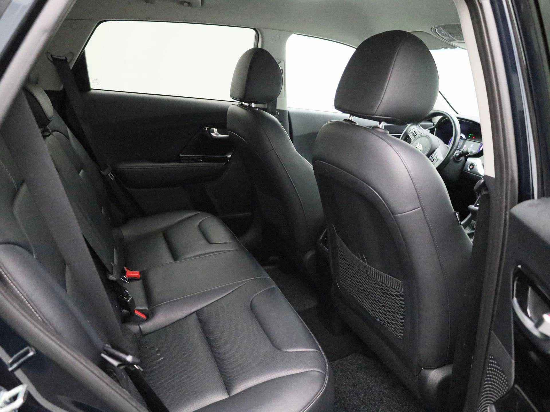 Kia-Niro-image-33