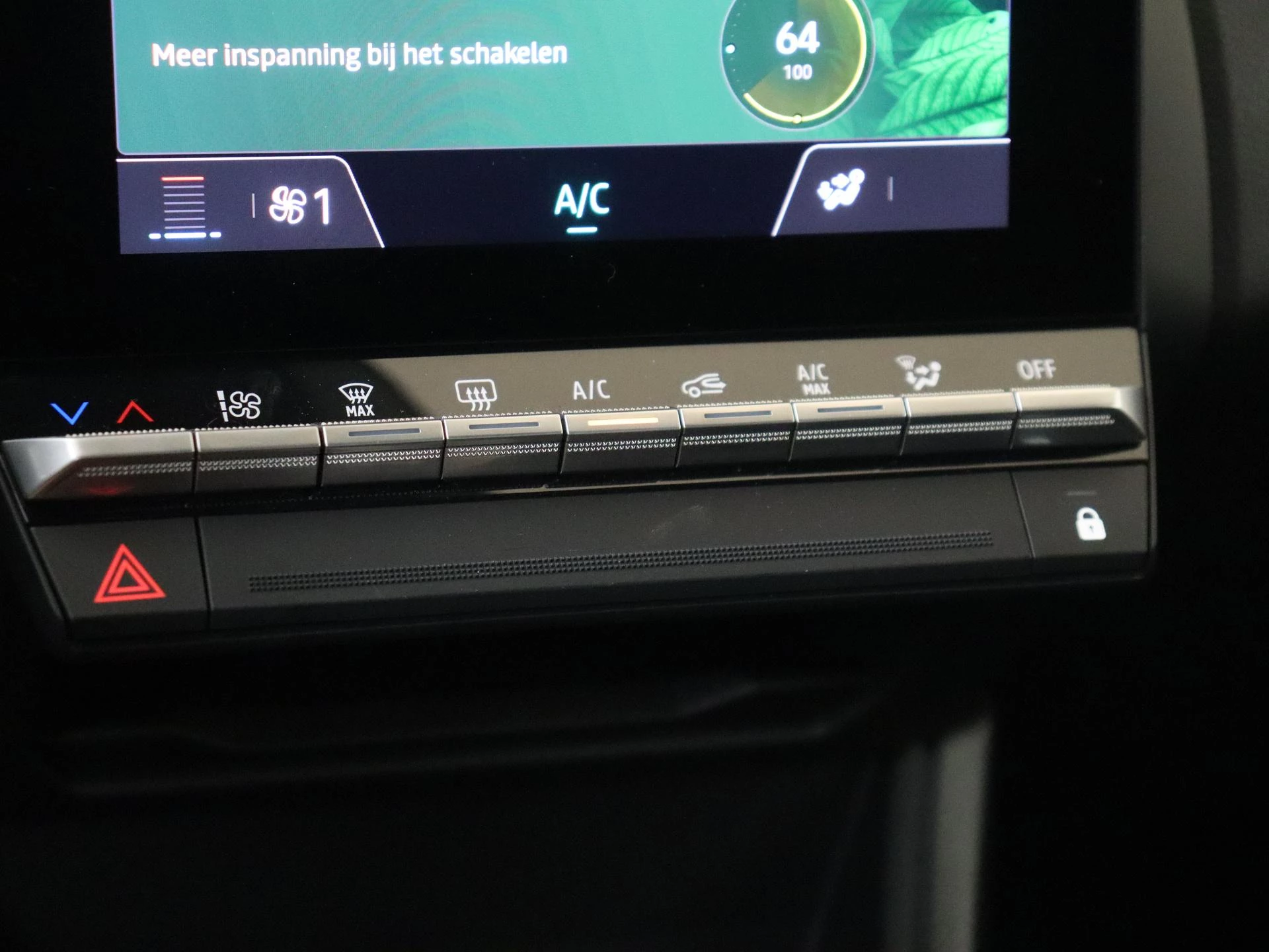 Renault-Captur-image-17