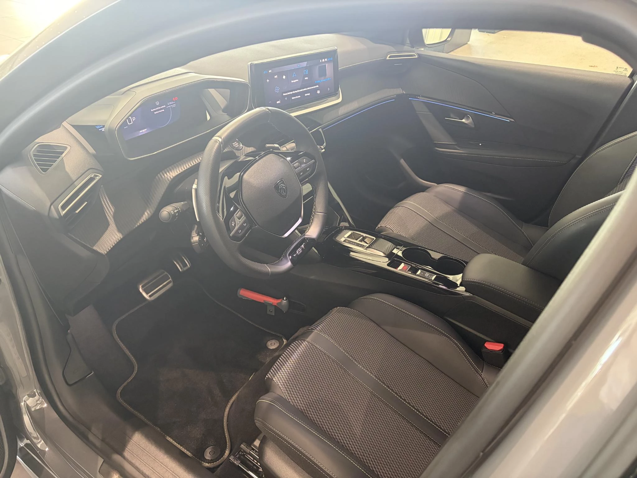 Peugeot-208-image-10