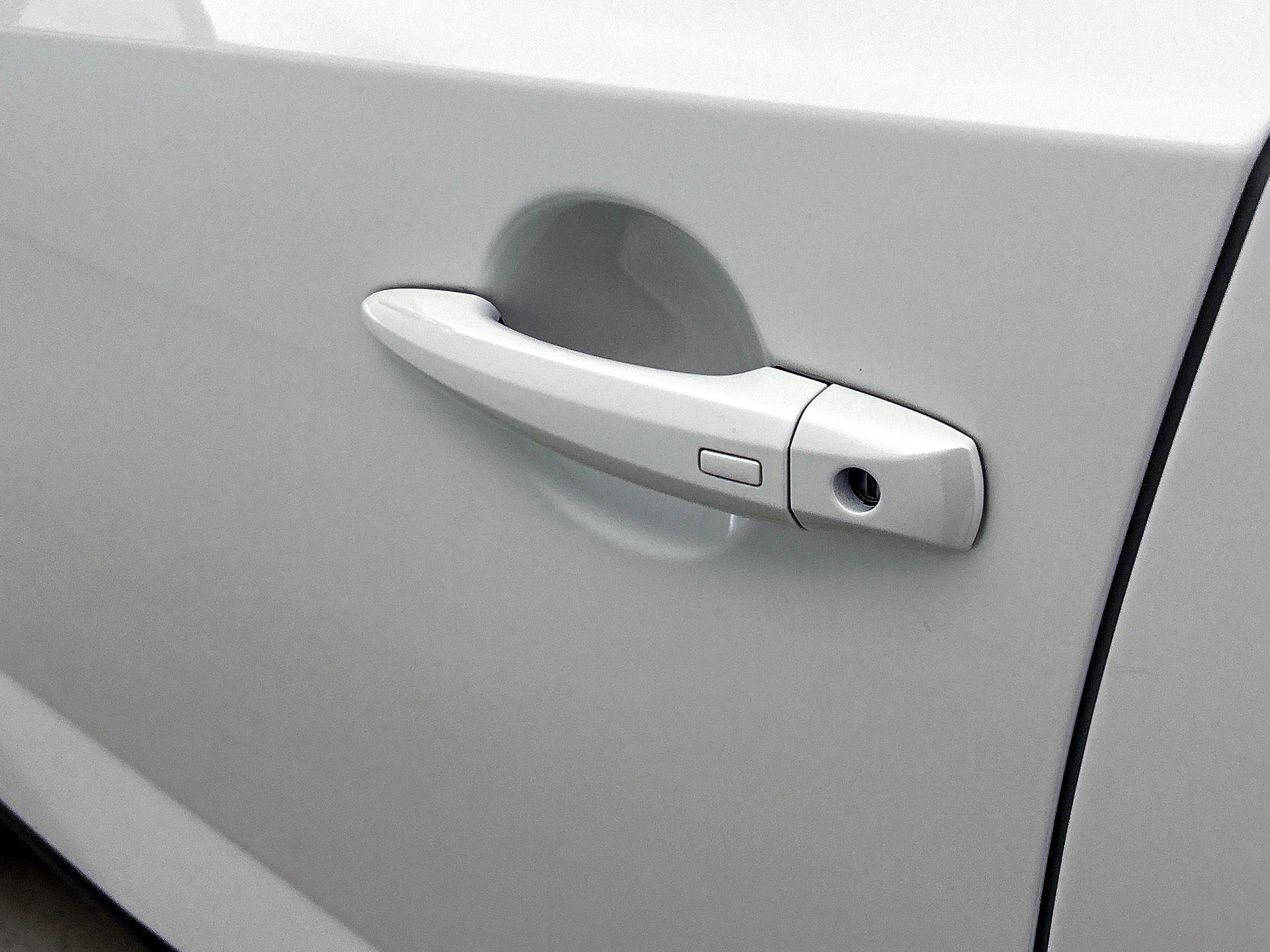 Nissan-QASHQAI-image-16