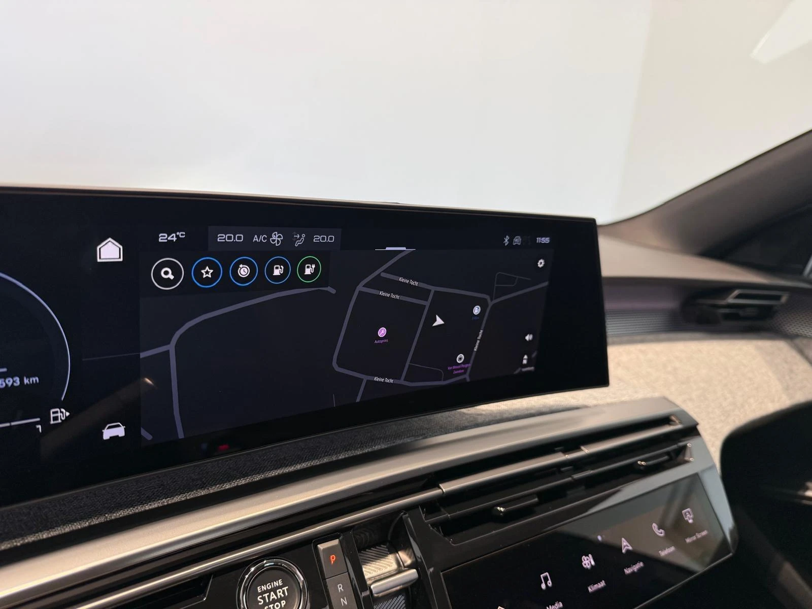 Peugeot-5008-image-28
