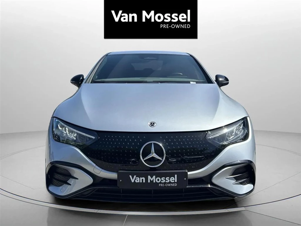 Mercedes-Benz-EQE-image-1