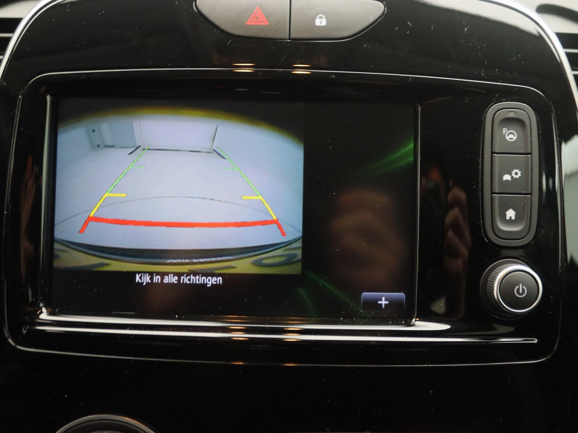 Renault-Captur-image-16