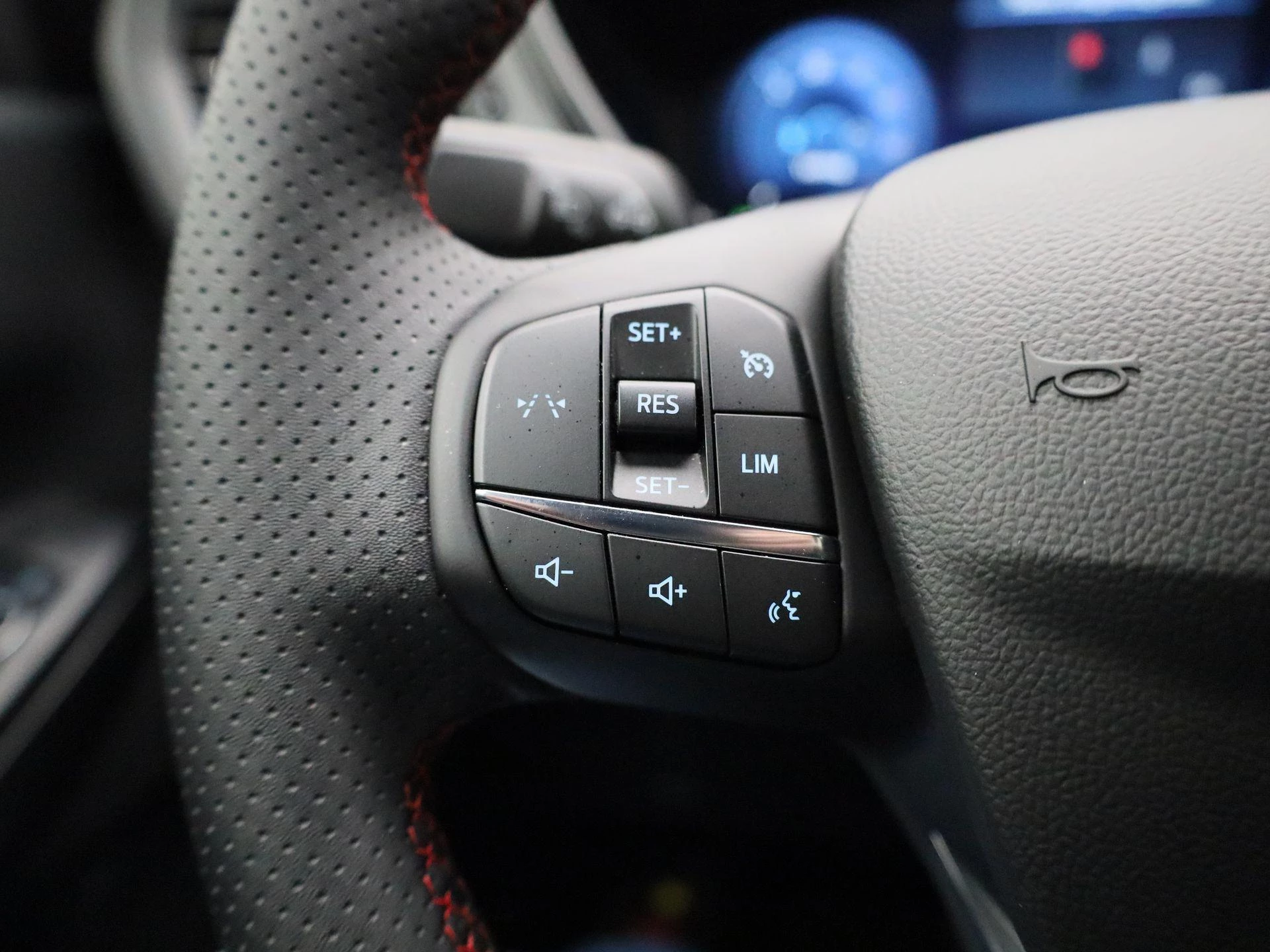 Ford-Kuga-image-18