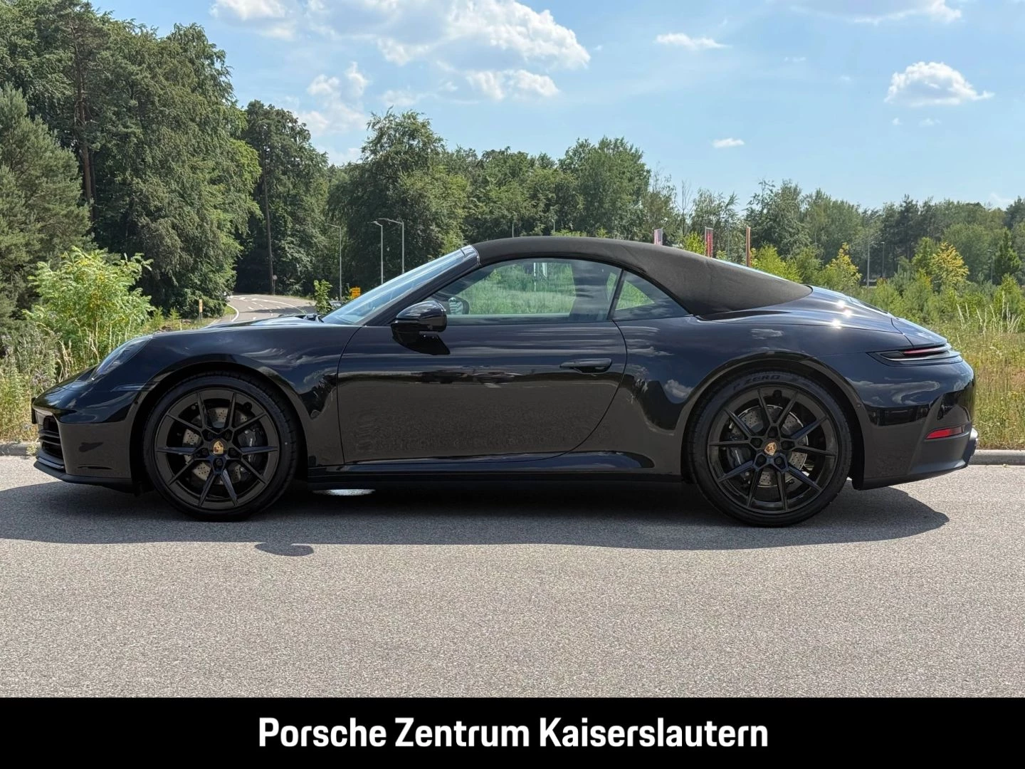 Porsche 911 992 Carrera Cabrio Liftsystem-VA Sportabgas carrera
